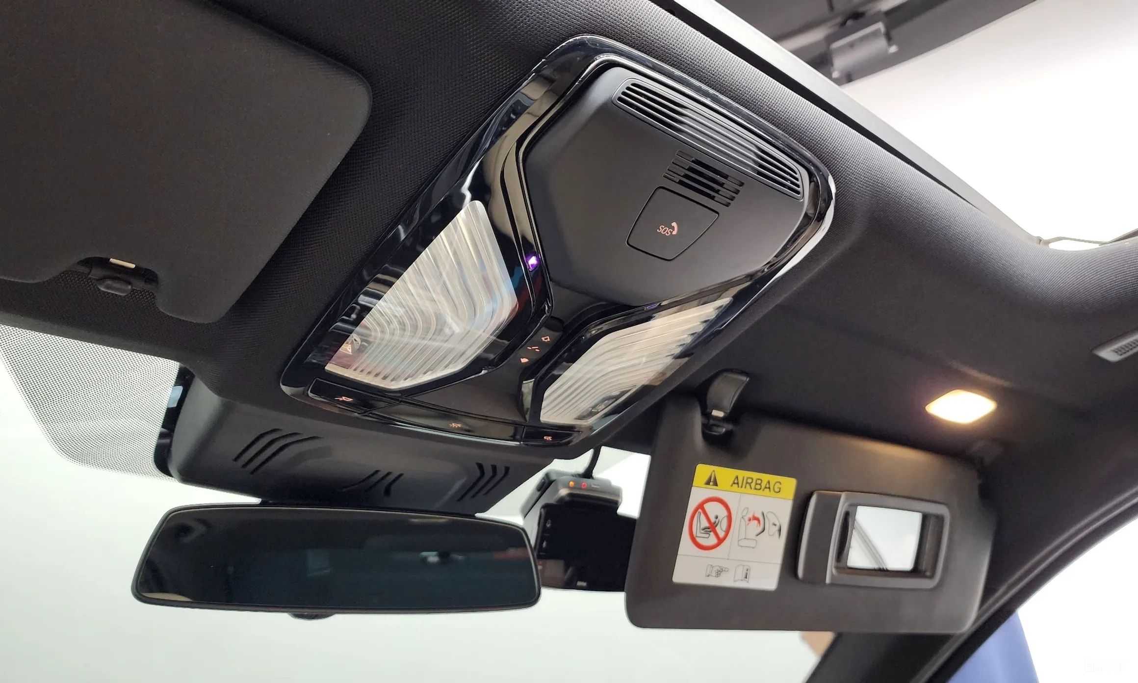 BMW 3 Series (G20) превью 18