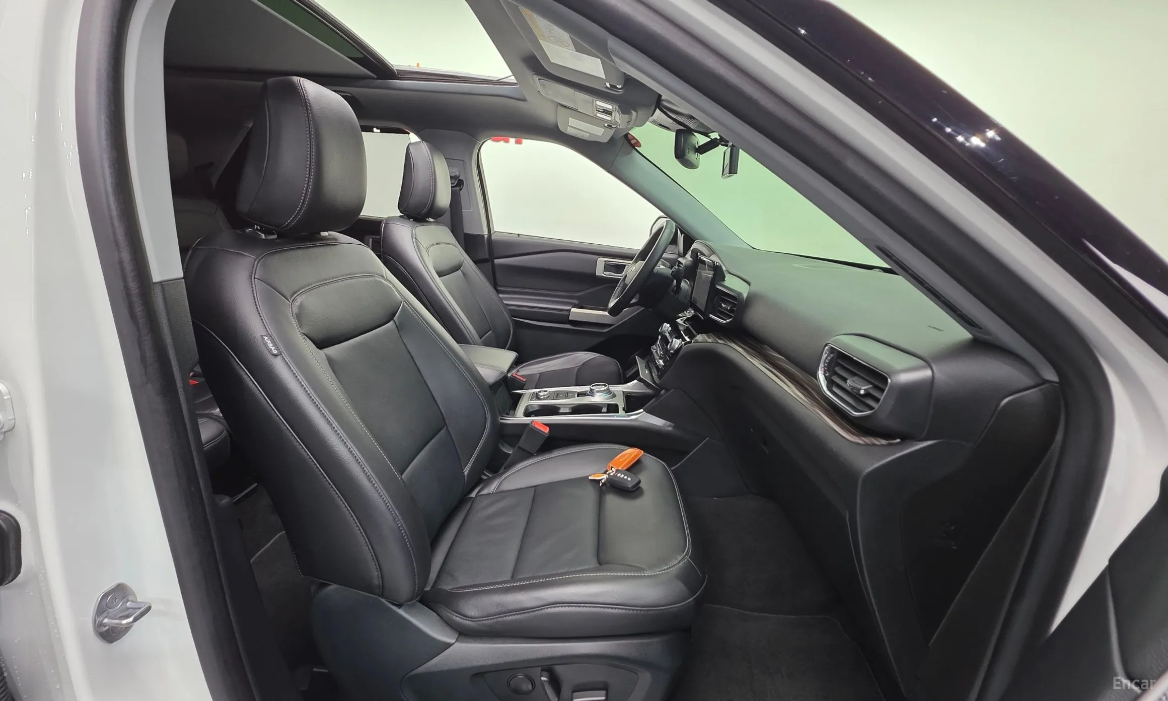 Ford Explorer 6th Generation превью 10