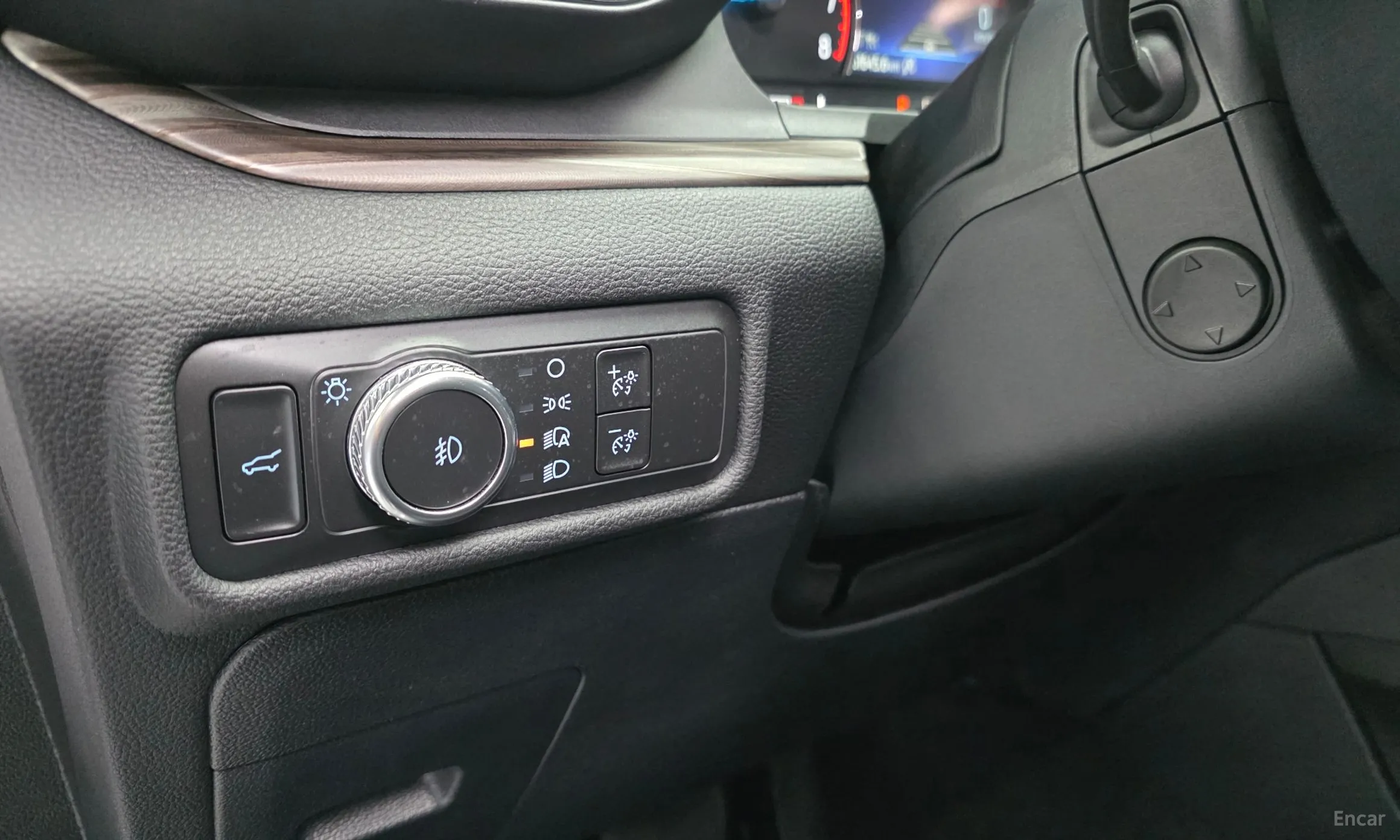 Ford Explorer 6th Generation превью 13
