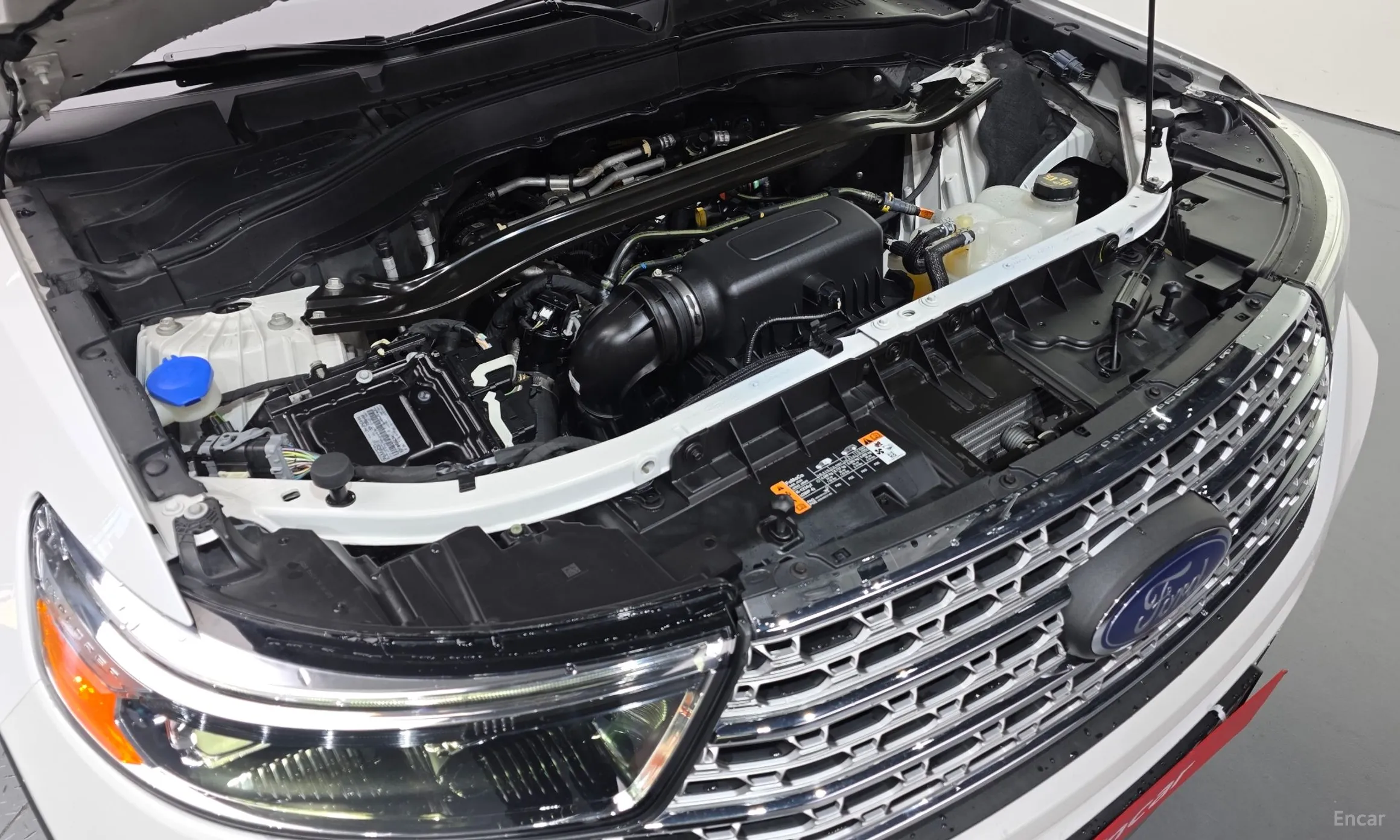 Ford Explorer 6th Generation превью 6