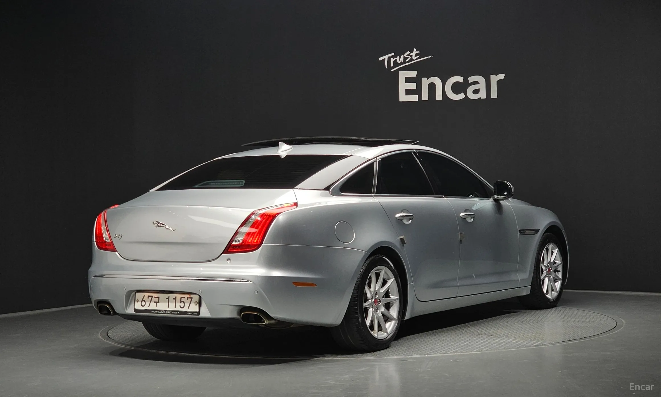 Jaguar All New XJ
