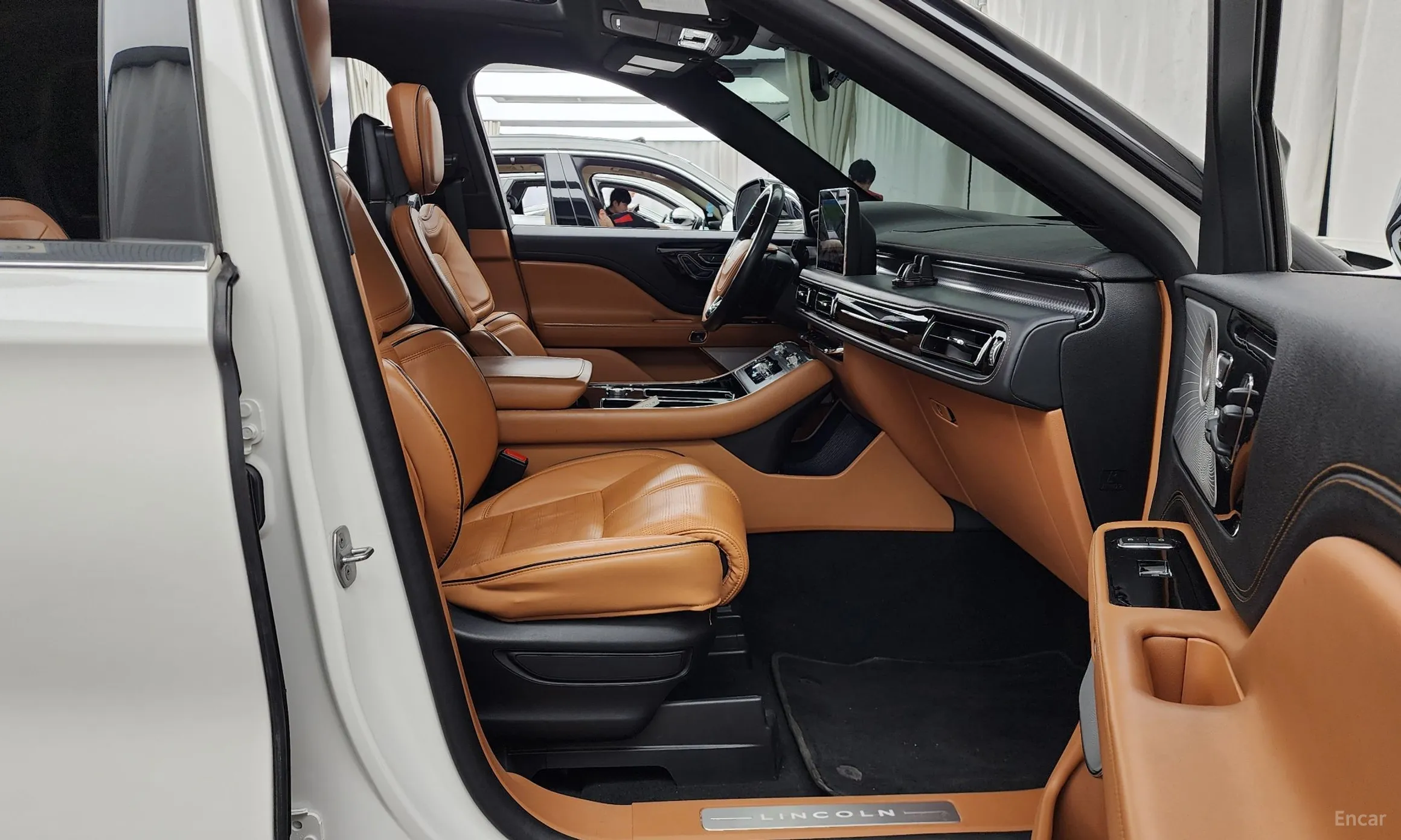 Lincoln Aviator 2nd Generation превью 11