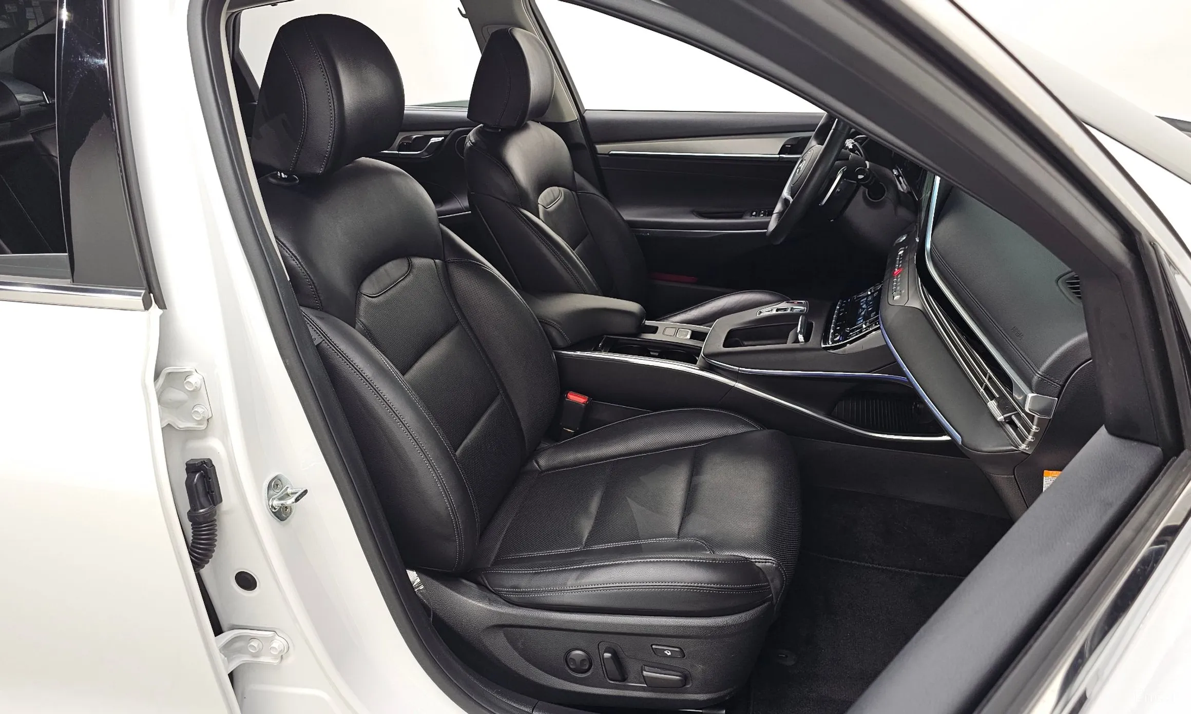 Hyundai Grandeur IG Hybrid превью 11