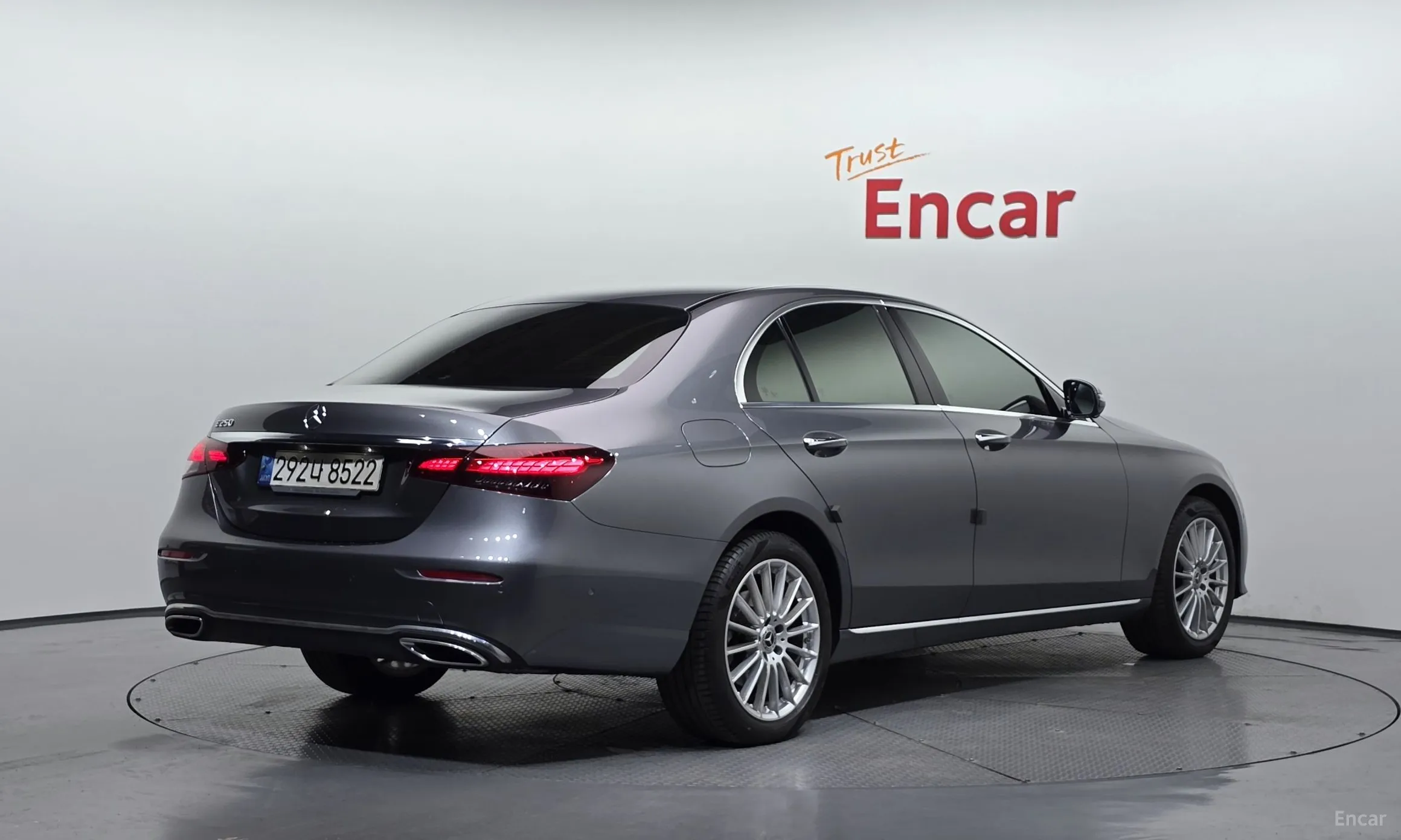 Mercedes Benz E-Class W213
