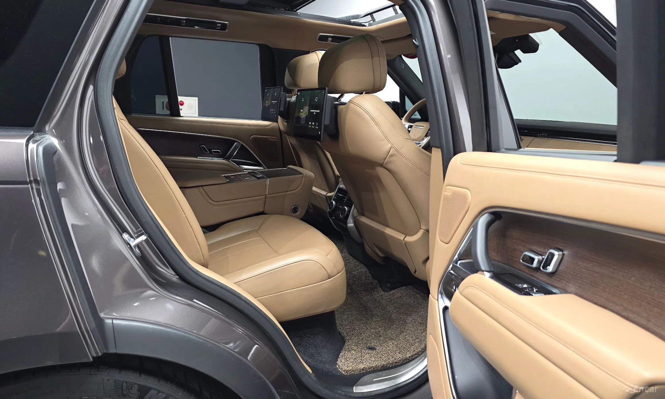 Land Rover Range Rover 5th Generation превью 12