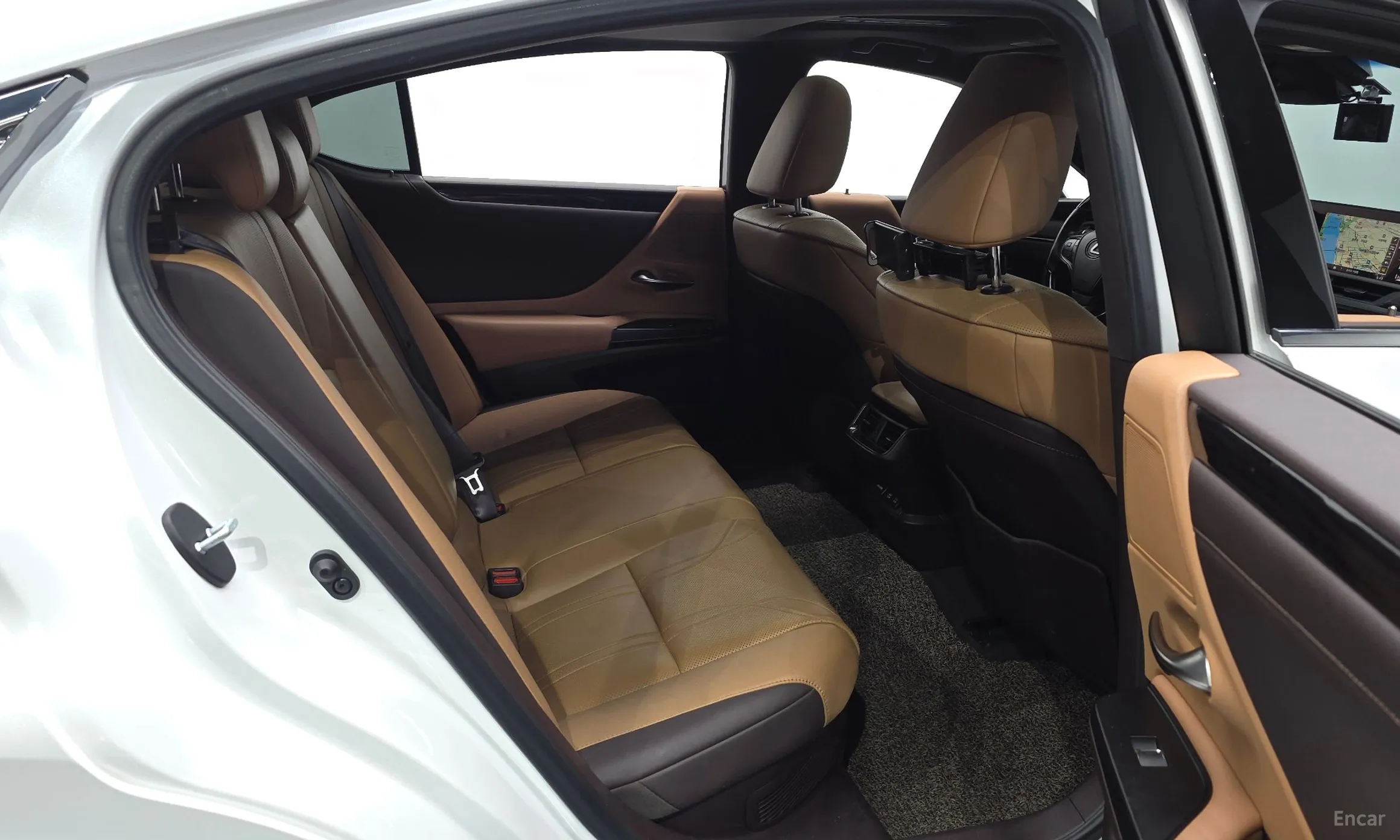 Lexus ES300h 7th Generation превью 11