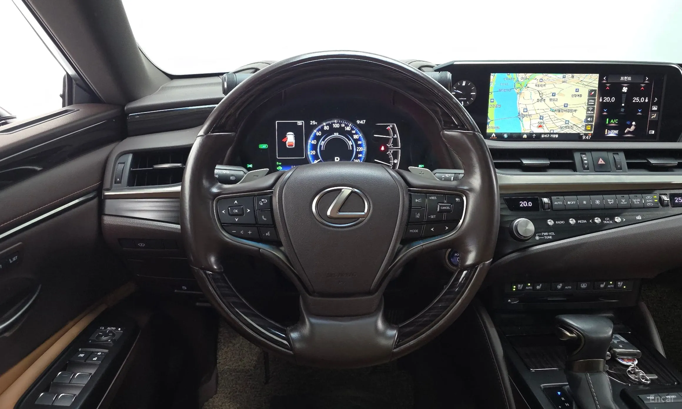 Lexus ES300h 7th Generation превью 14