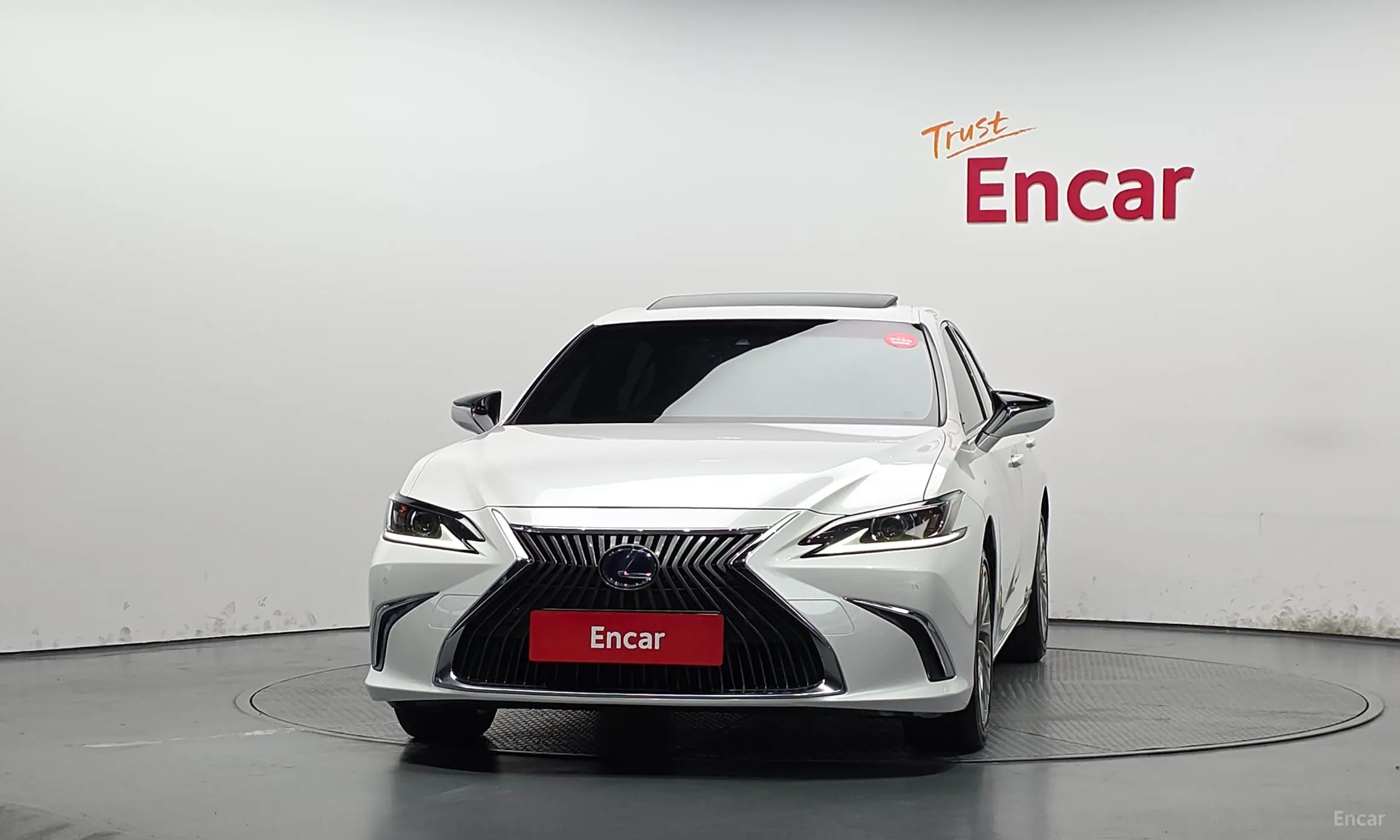 Lexus ES300h 7th Generation превью 3
