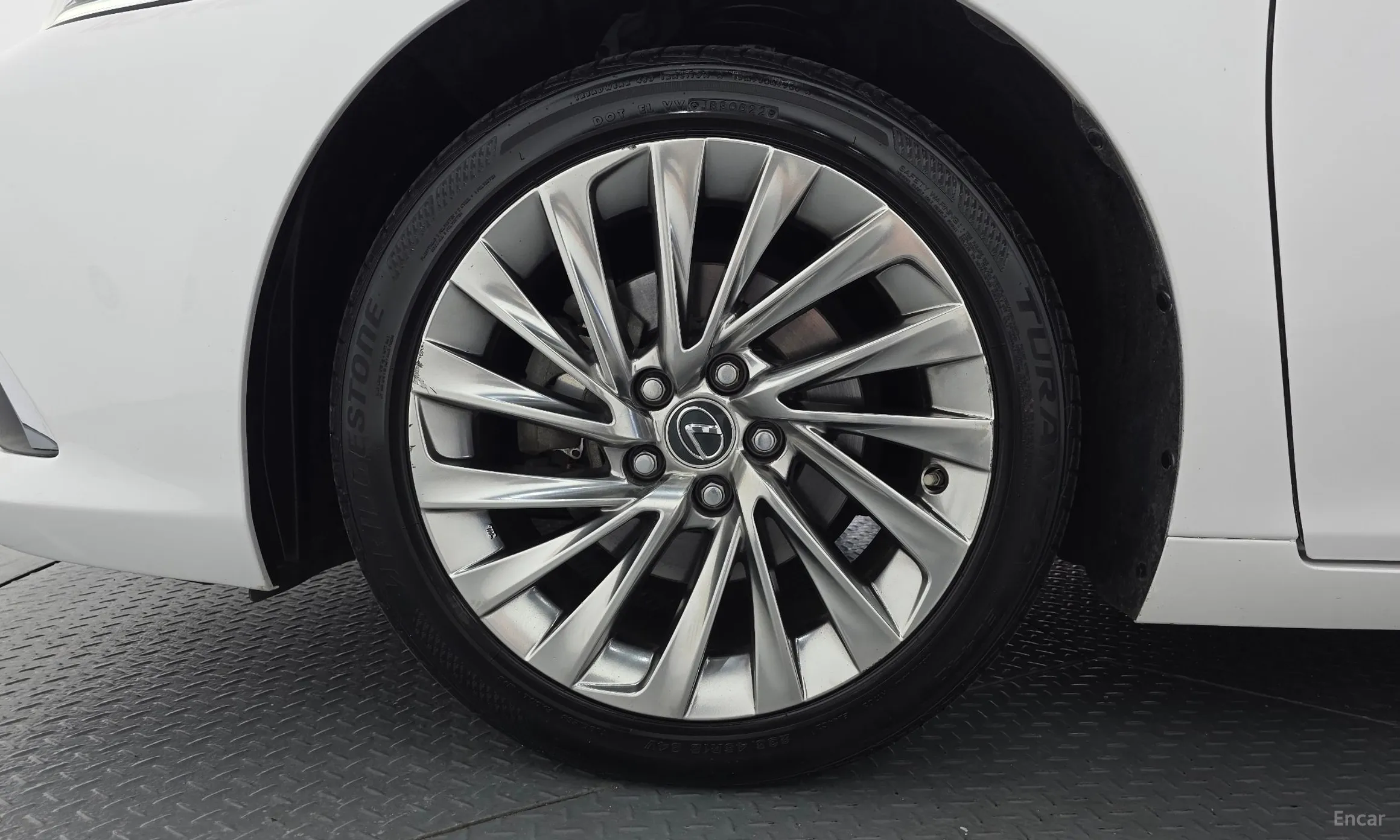 Lexus ES300h 7th Generation превью 5