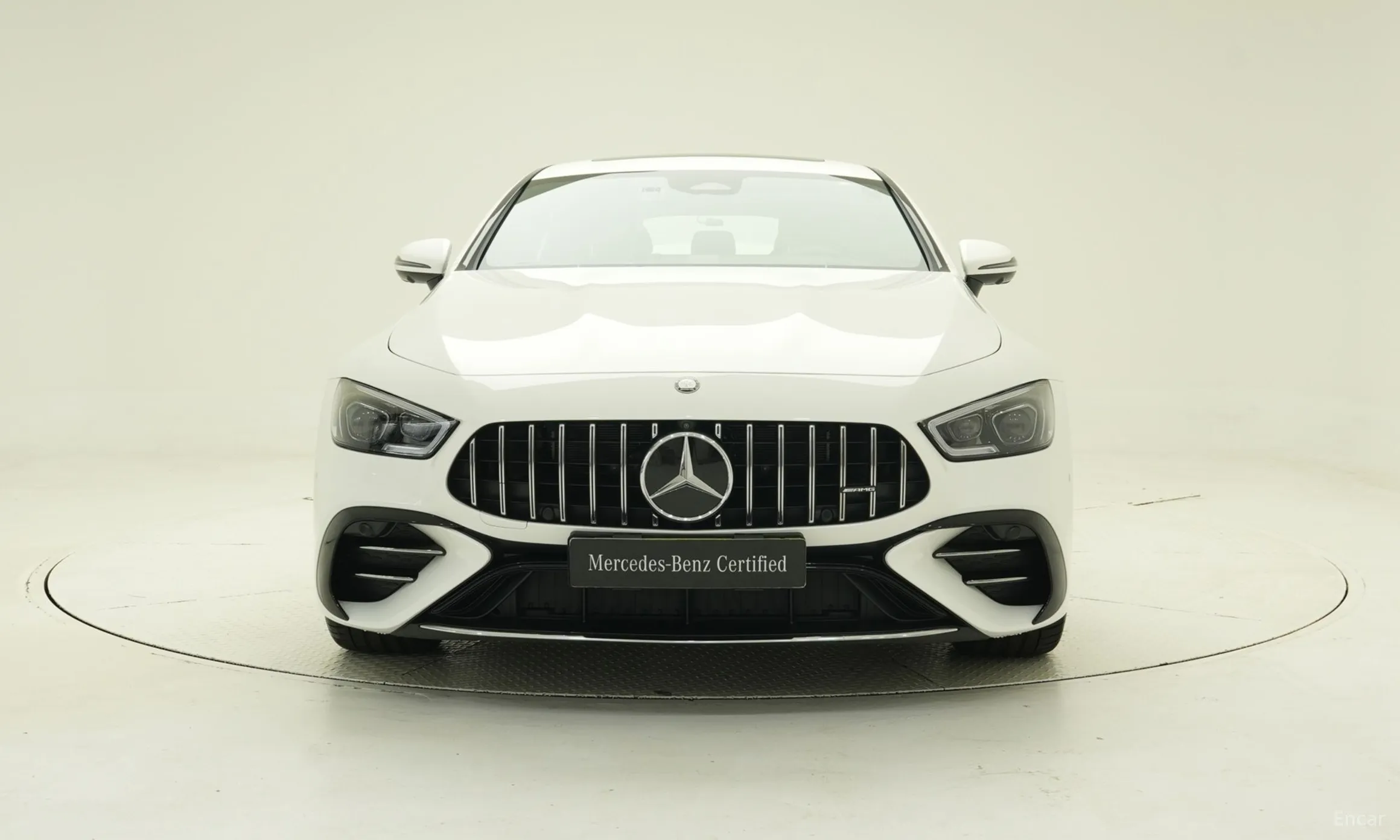 Mercedes Benz AMG GT превью 3