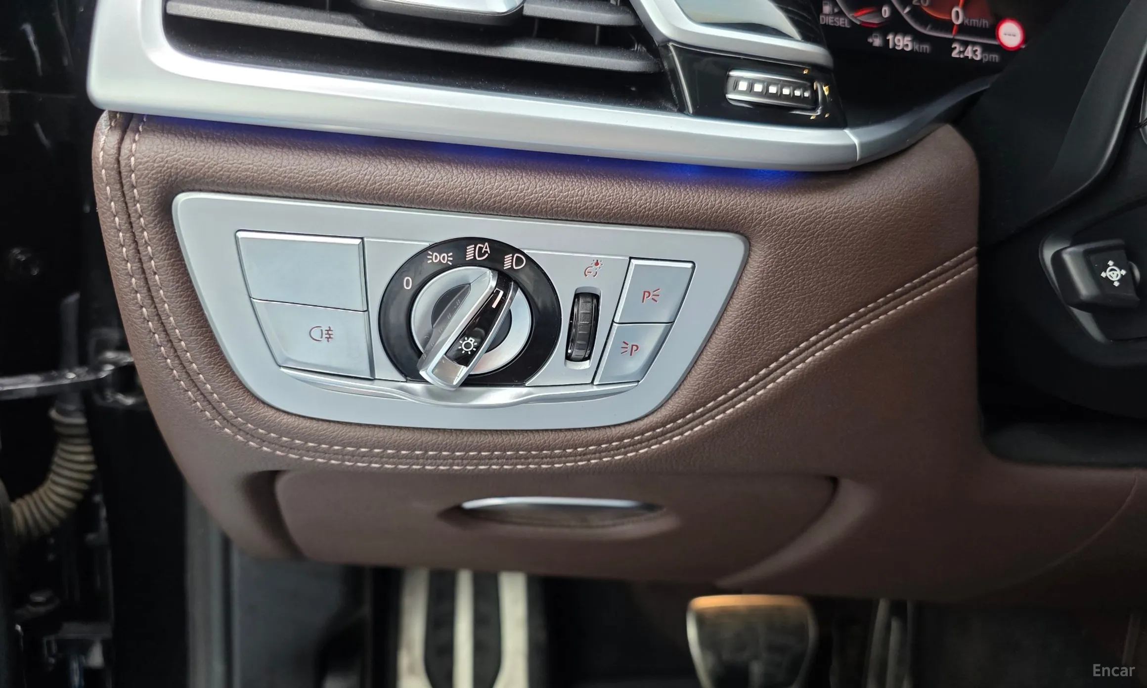 BMW 7 Series (G11) превью 19