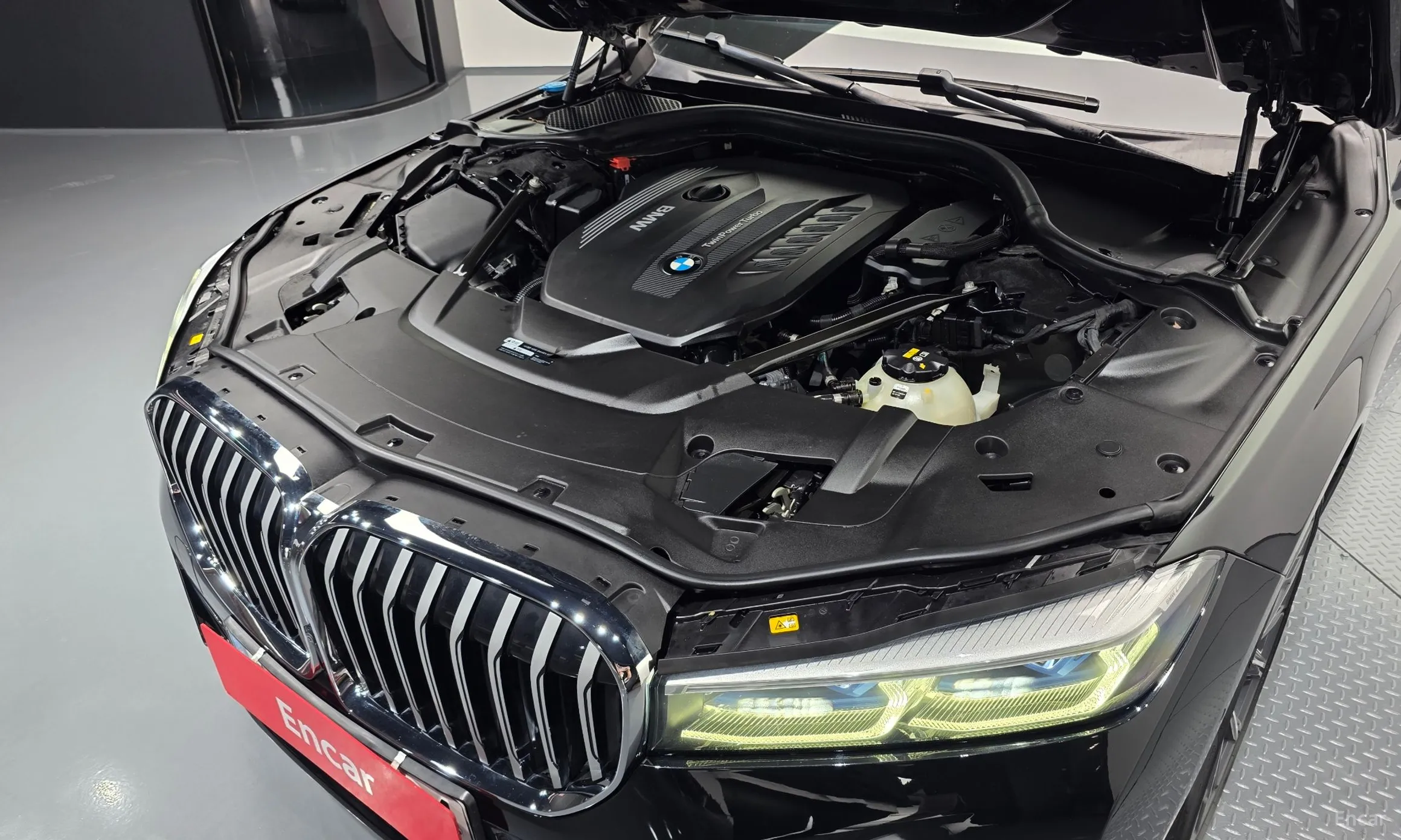 BMW 7 Series (G11) превью 6