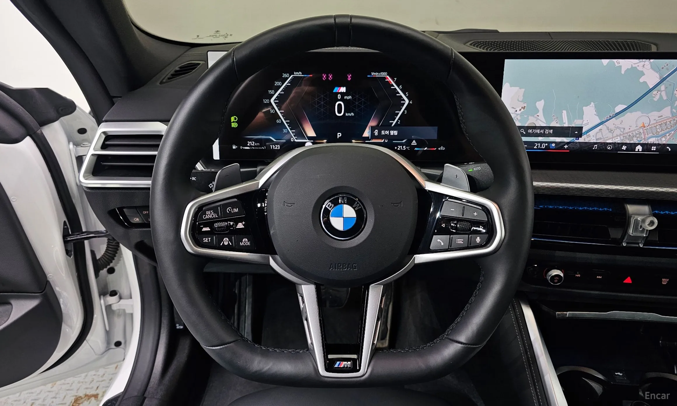 BMW Series 4 (G22) превью 14