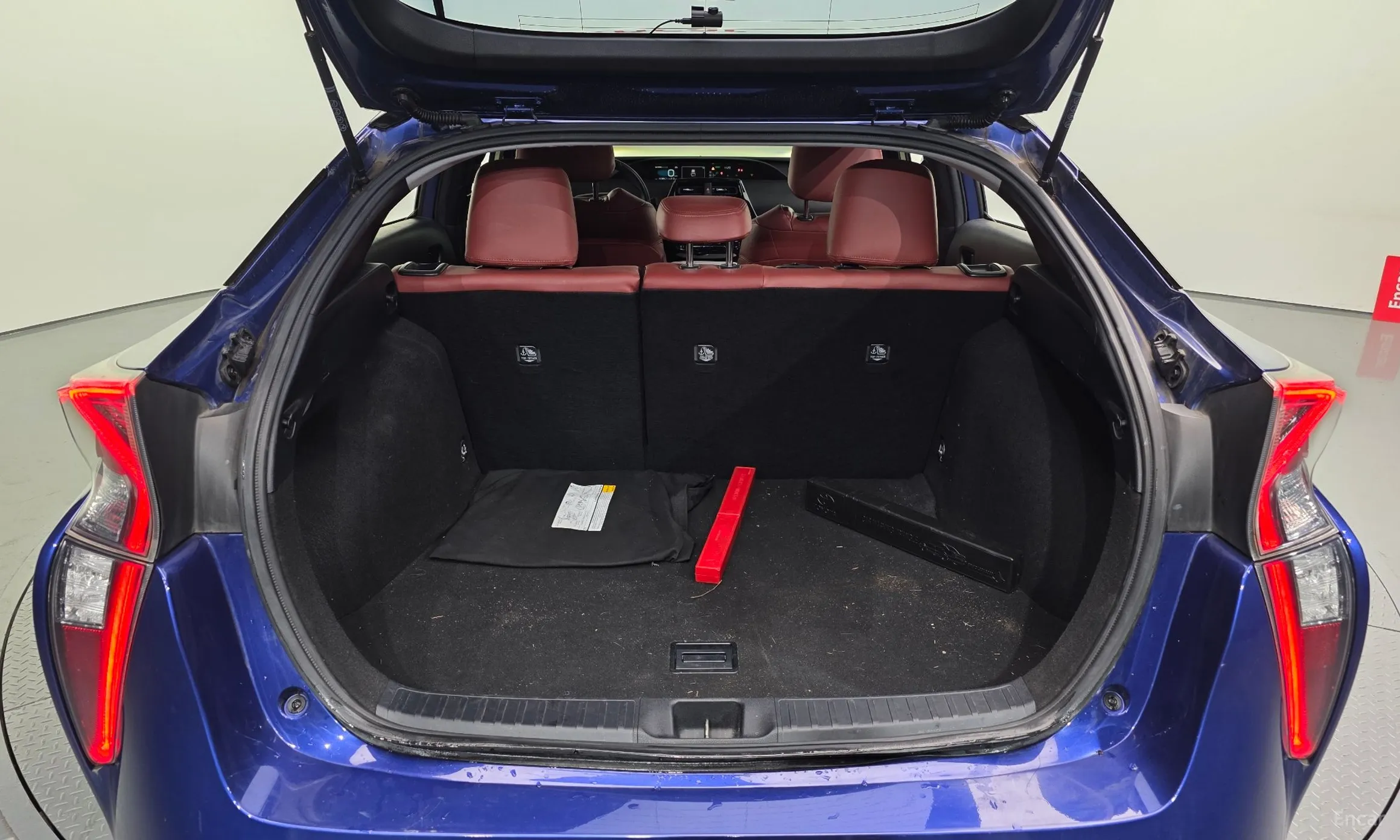 Toyota Prius 4th Generation превью 20