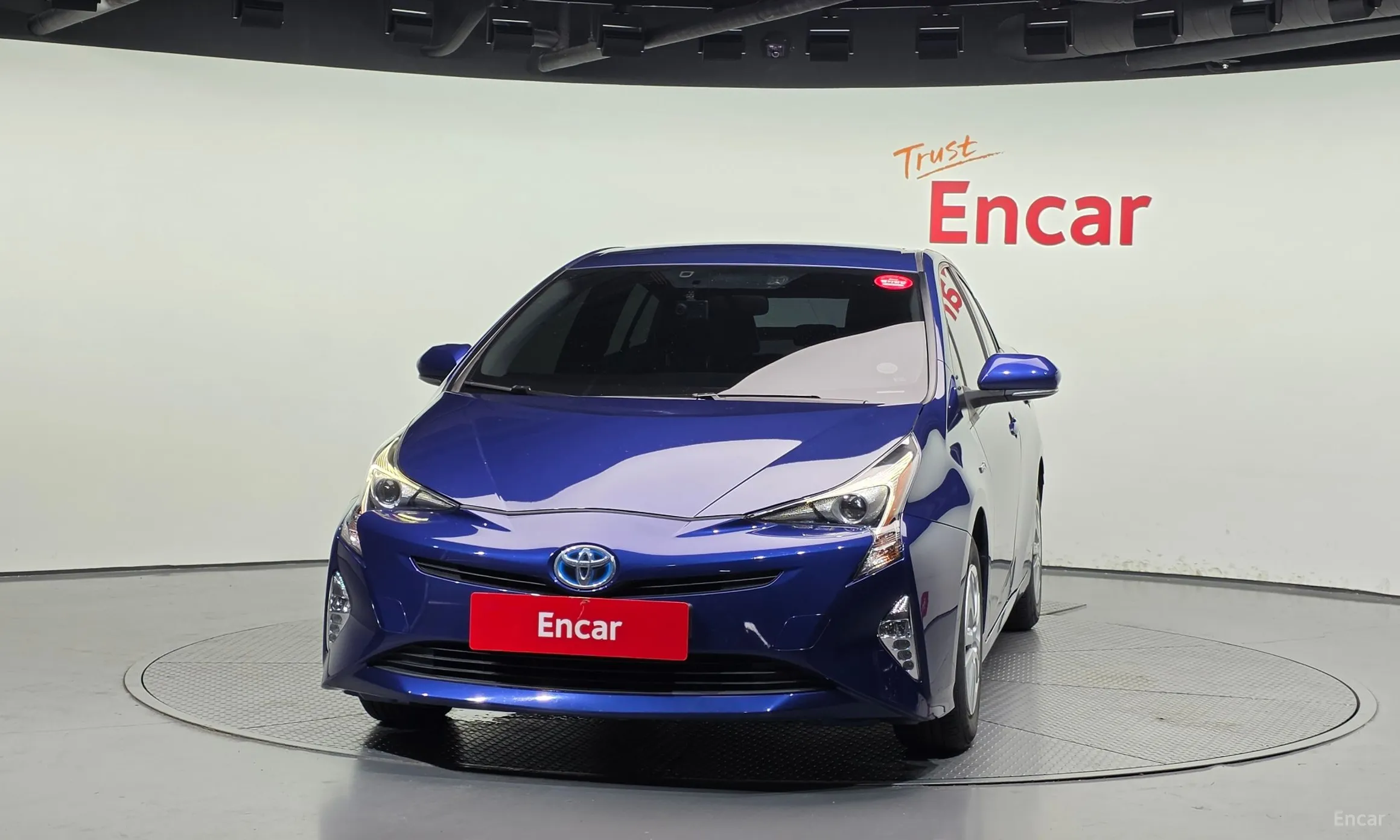 Toyota Prius 4th Generation превью 3