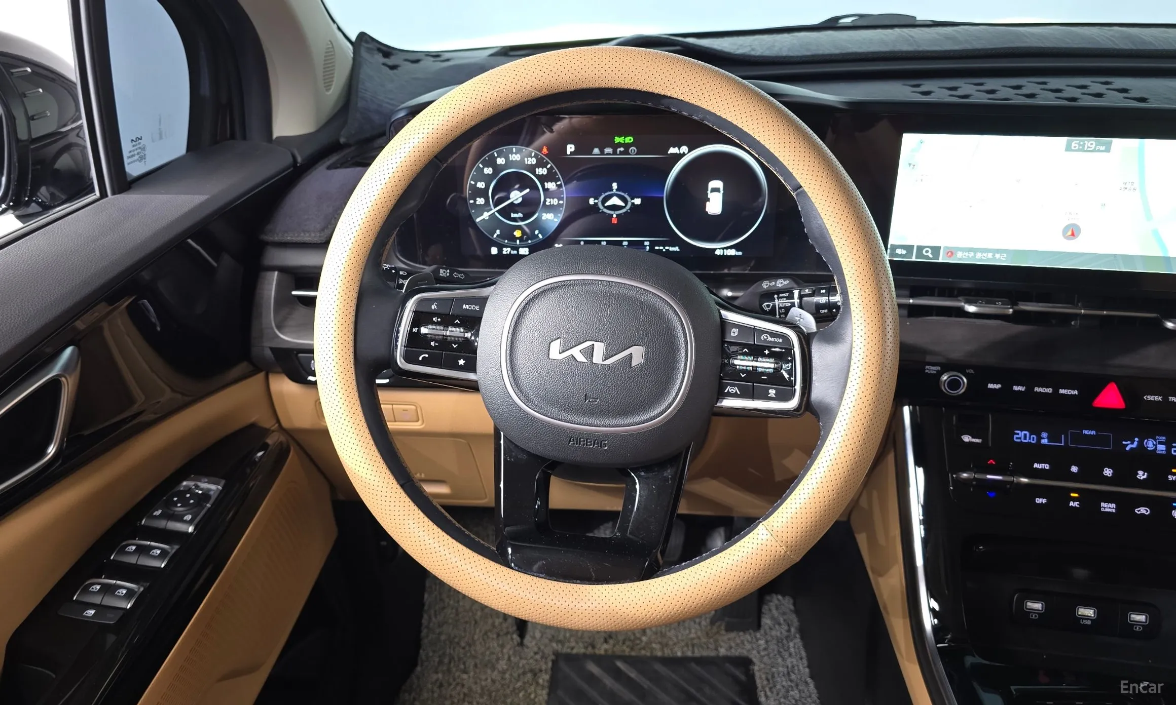 Kia Carnival Gen 4 превью 14