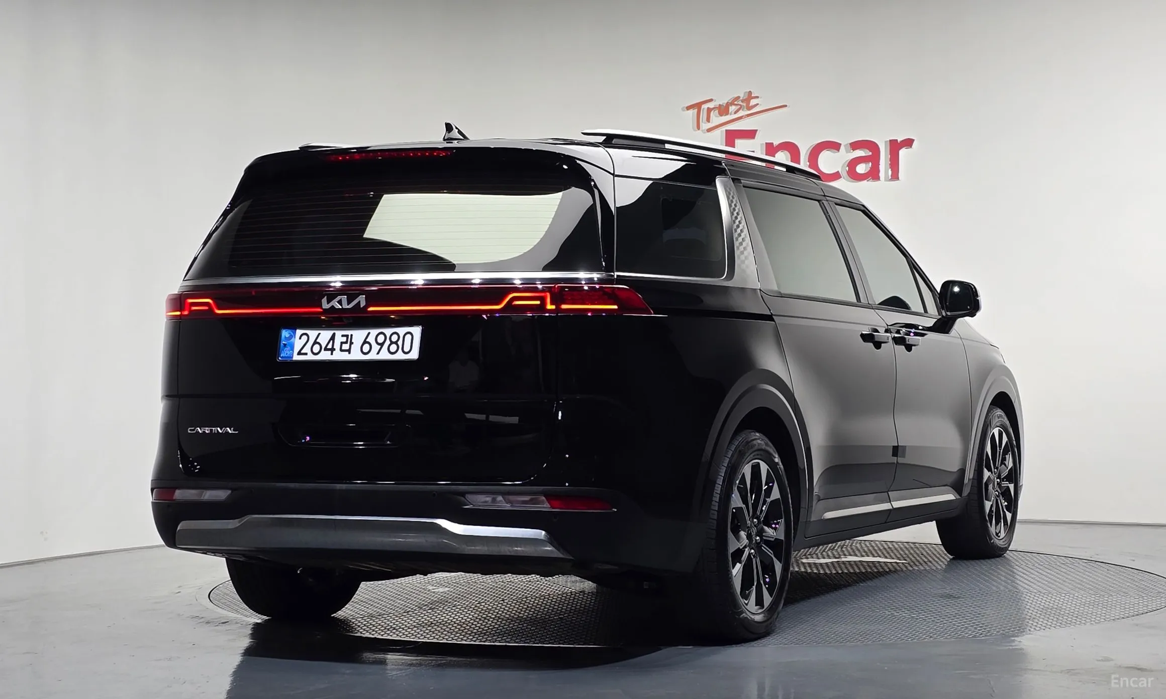 Kia Carnival Gen 4 превью 2