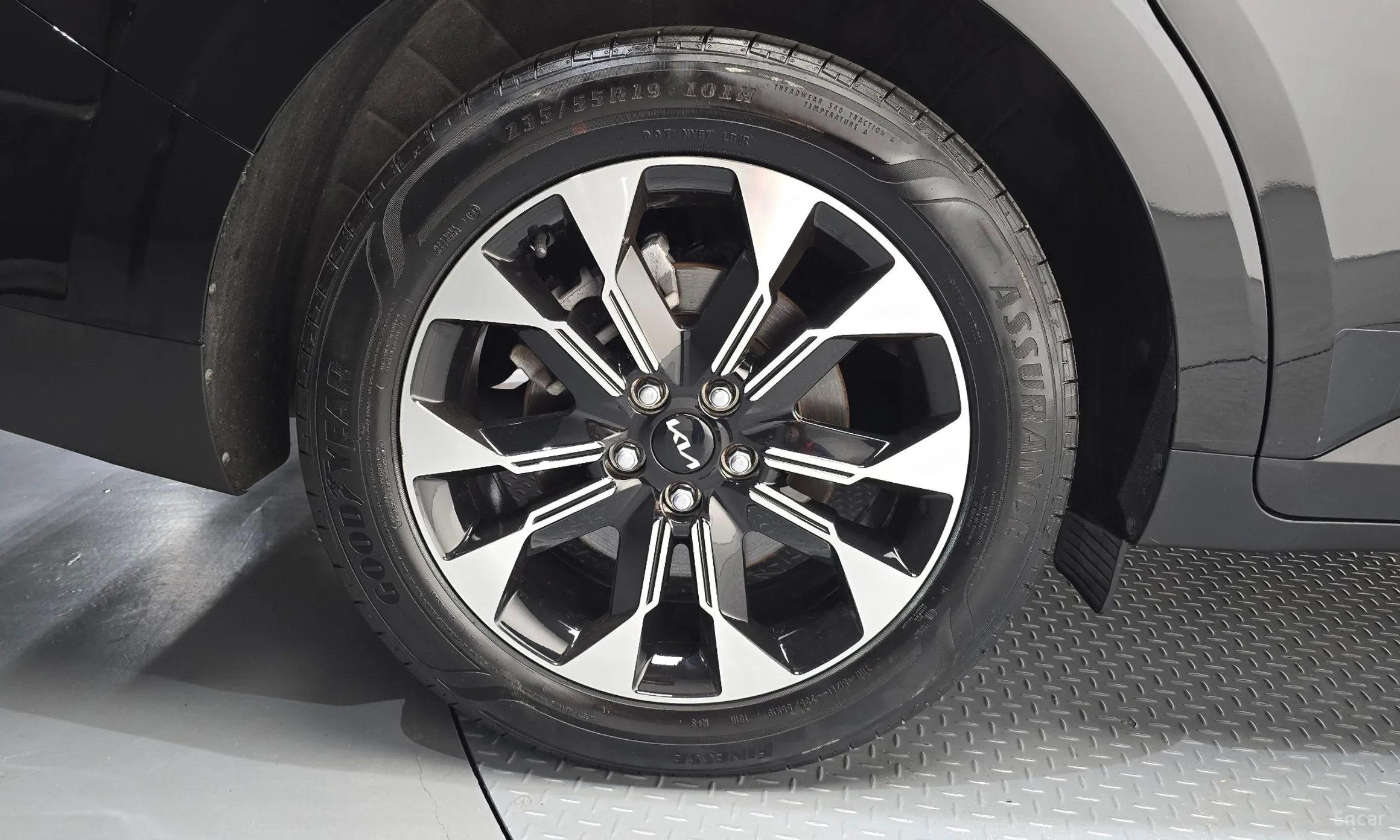 Kia Carnival Gen 4 превью 5