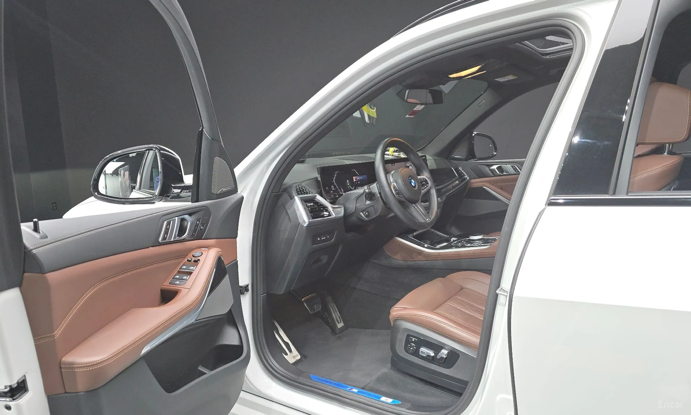 BMW X5 (G05) превью 10