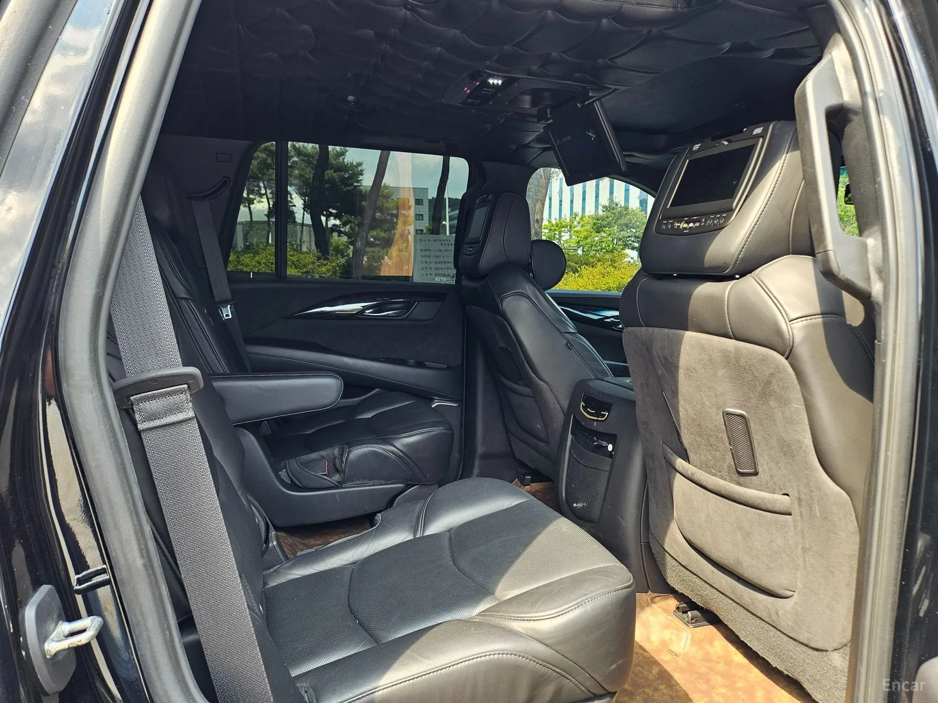 Cadillac Escalade превью 15