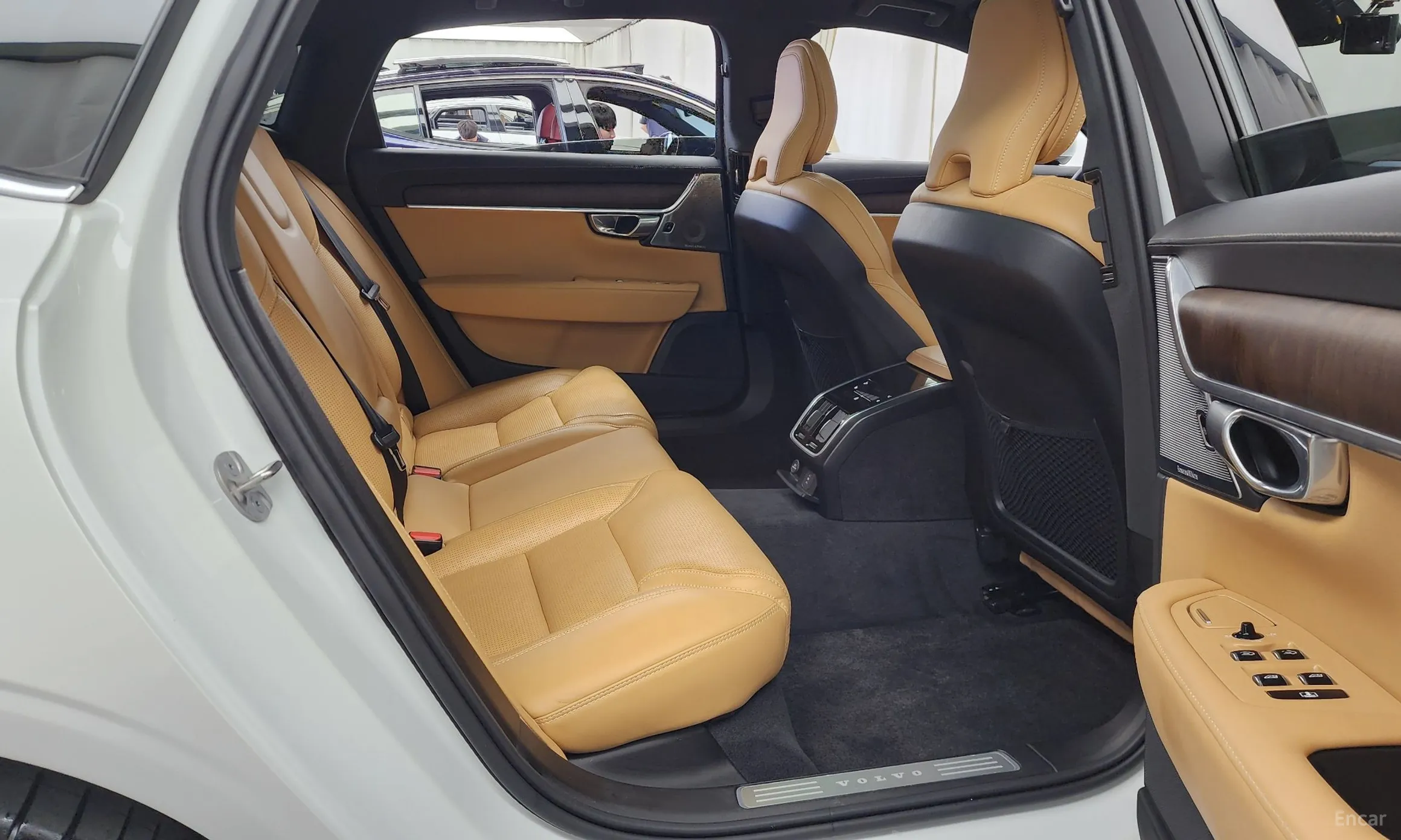 Volvo S90 превью 12