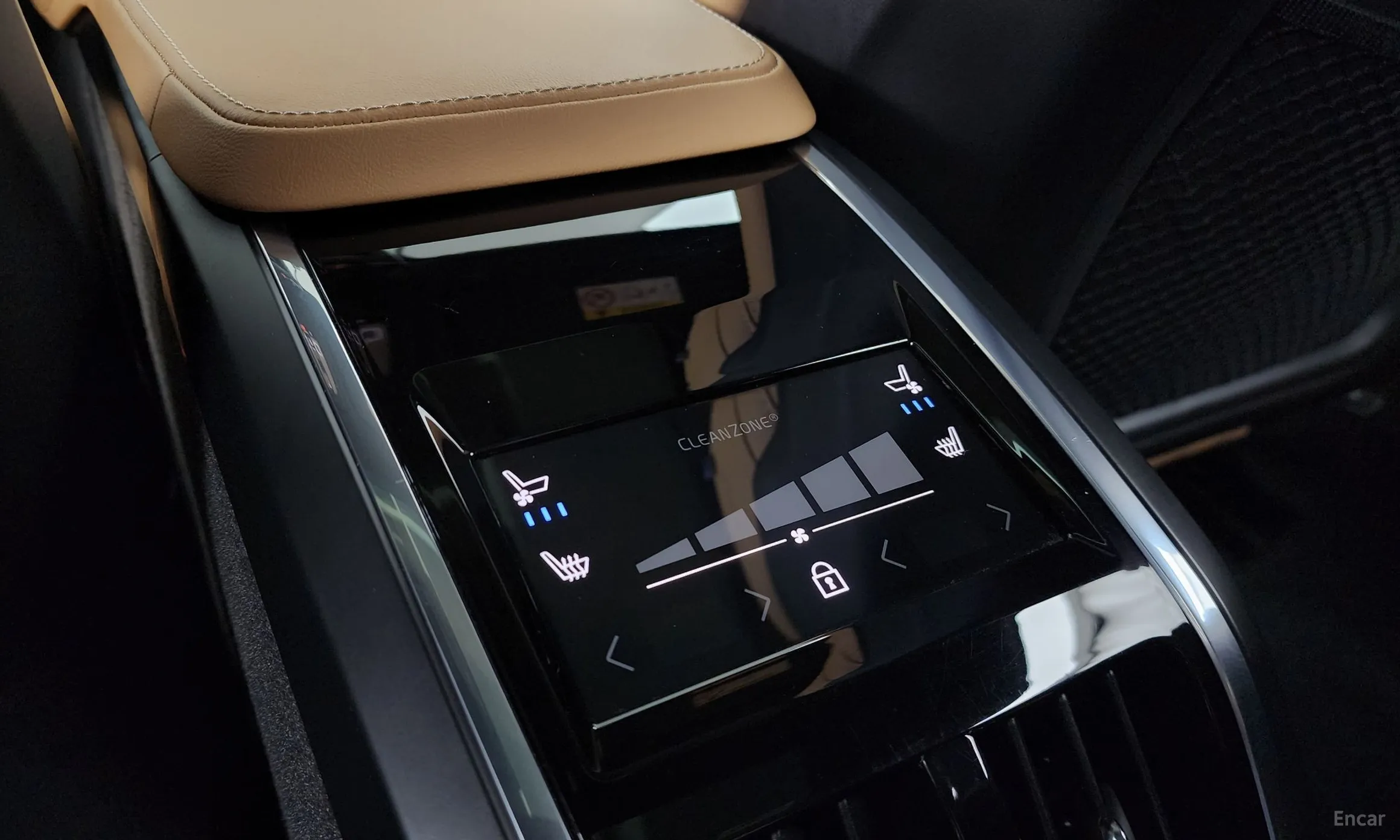 Volvo S90 превью 19
