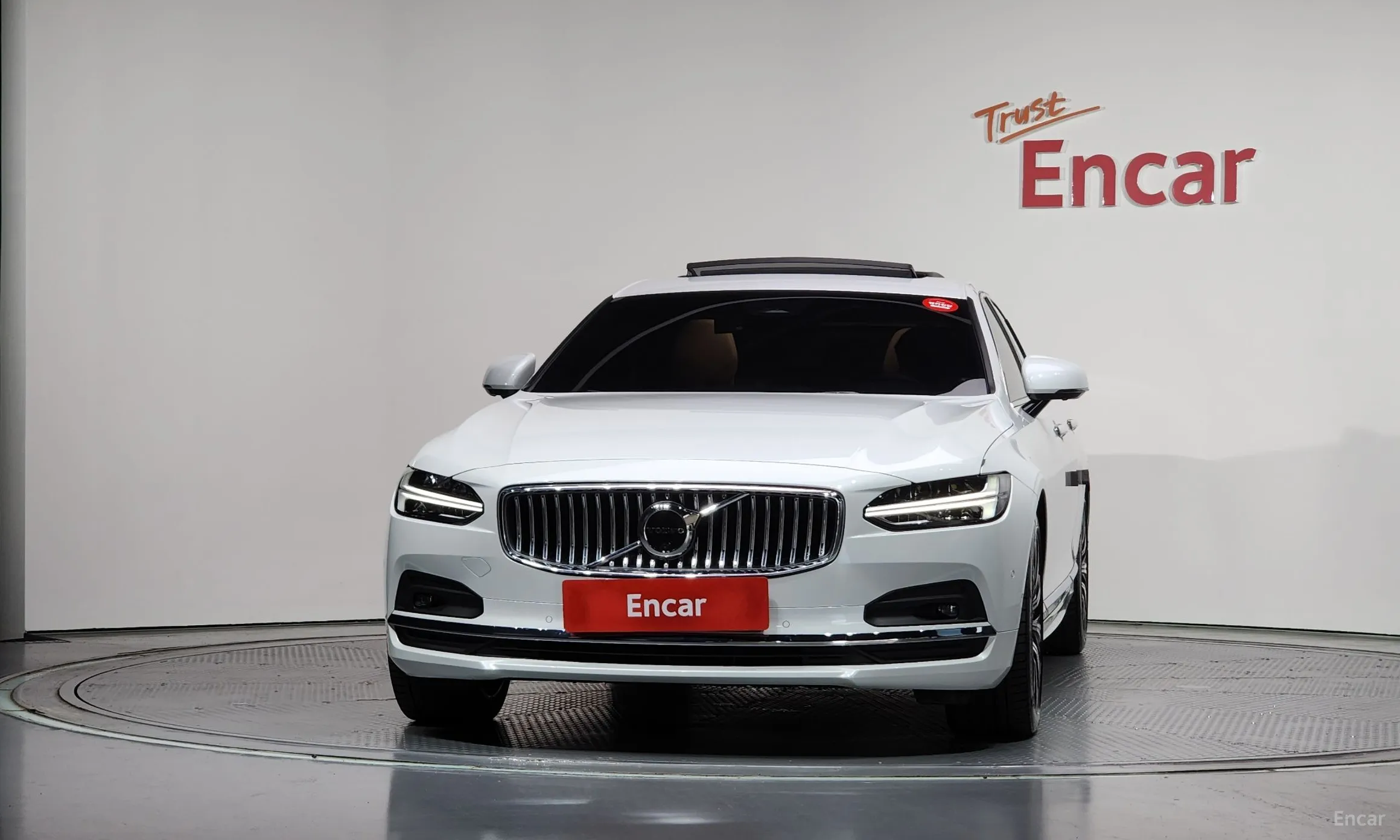 Volvo S90 превью 3