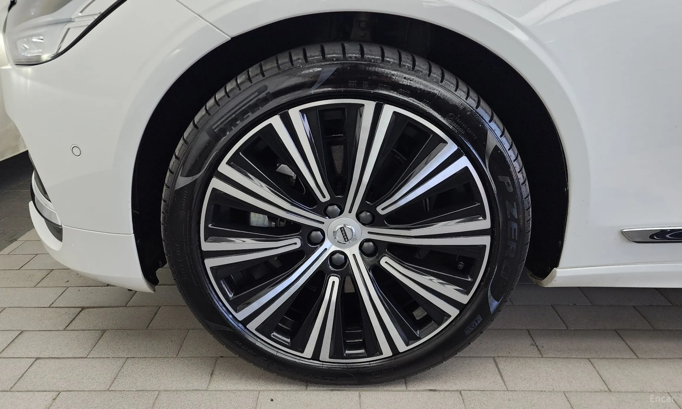 Volvo S90 превью 5