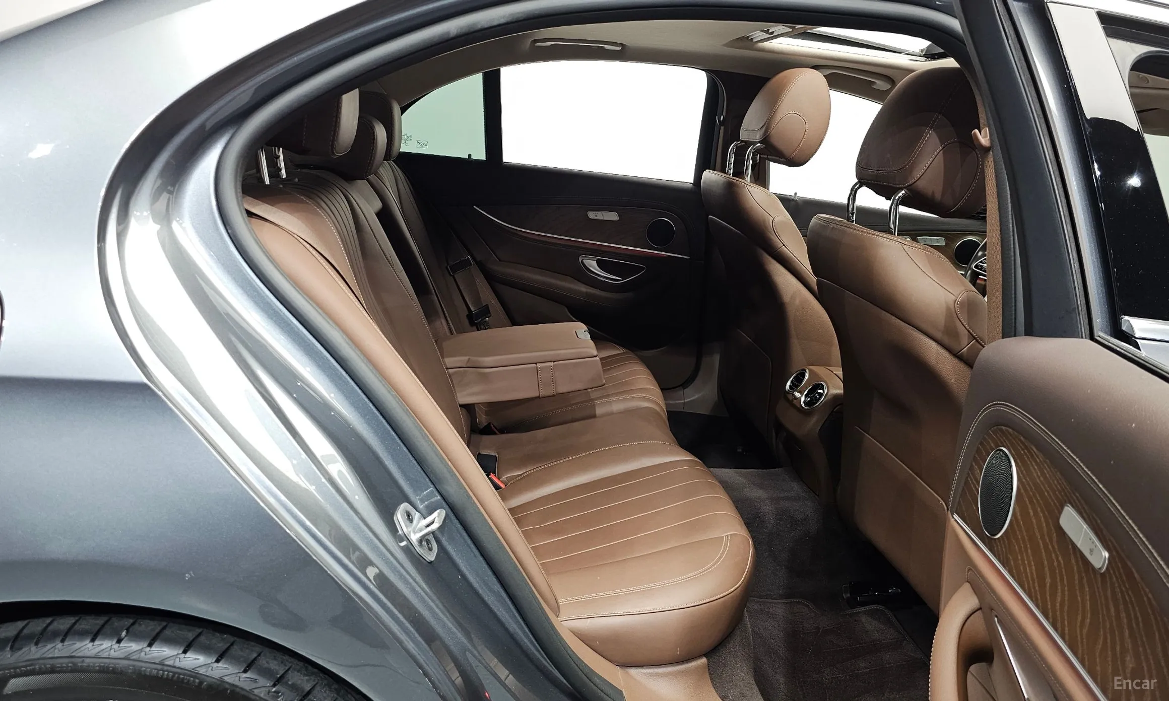 Mercedes Benz E-Class W213 превью 11