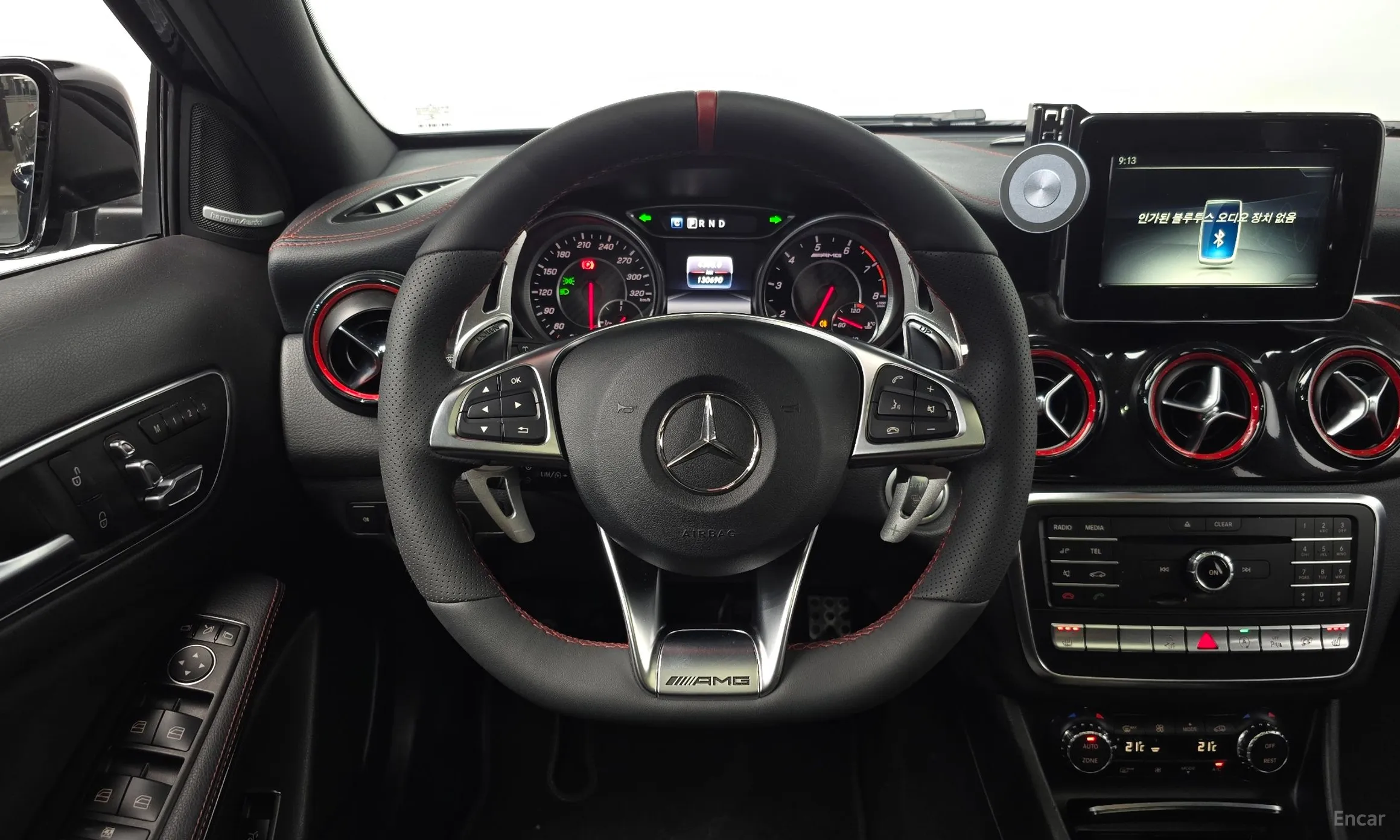Mercedes Benz GLA-Class X156 превью 13