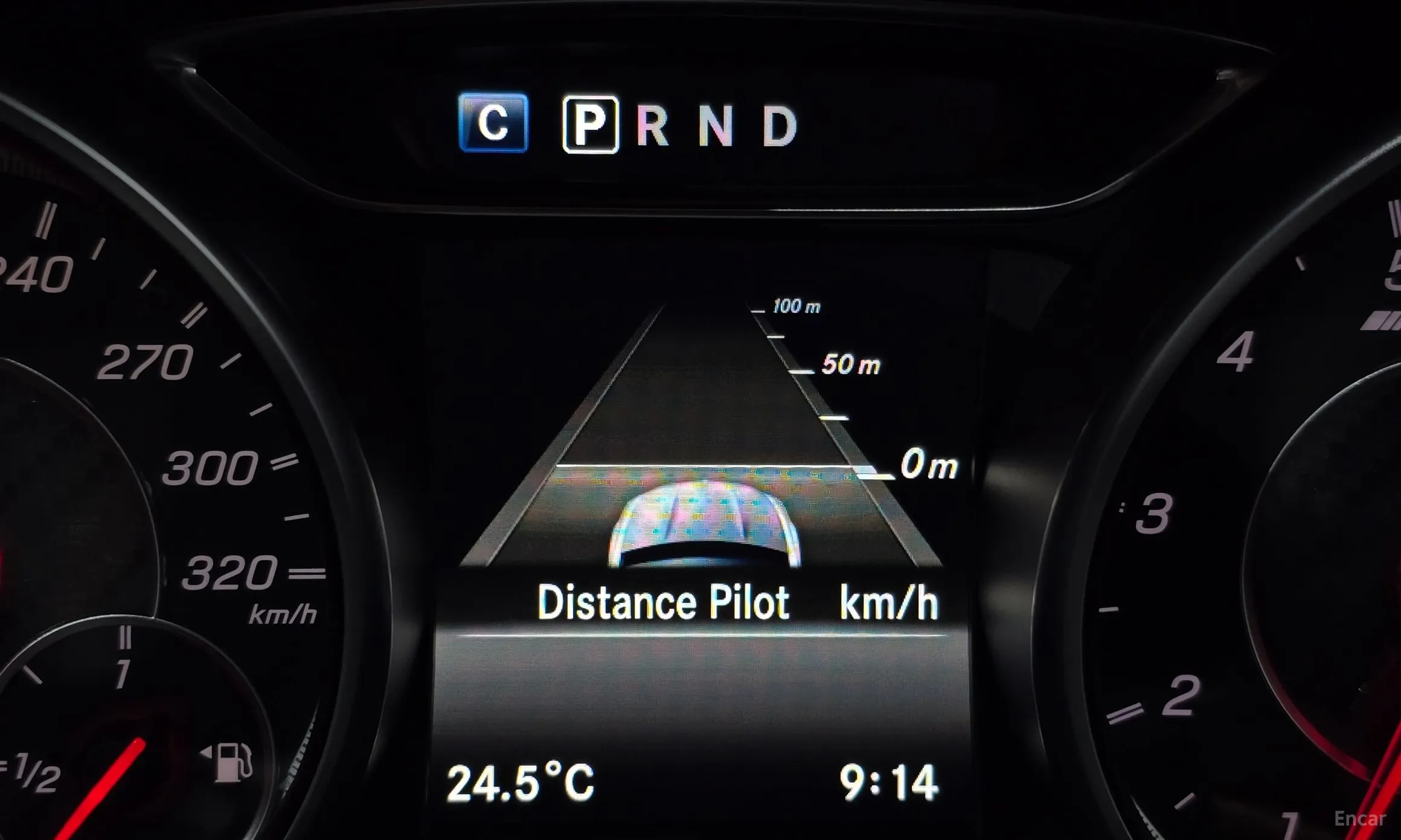 Mercedes Benz GLA-Class X156 превью 19