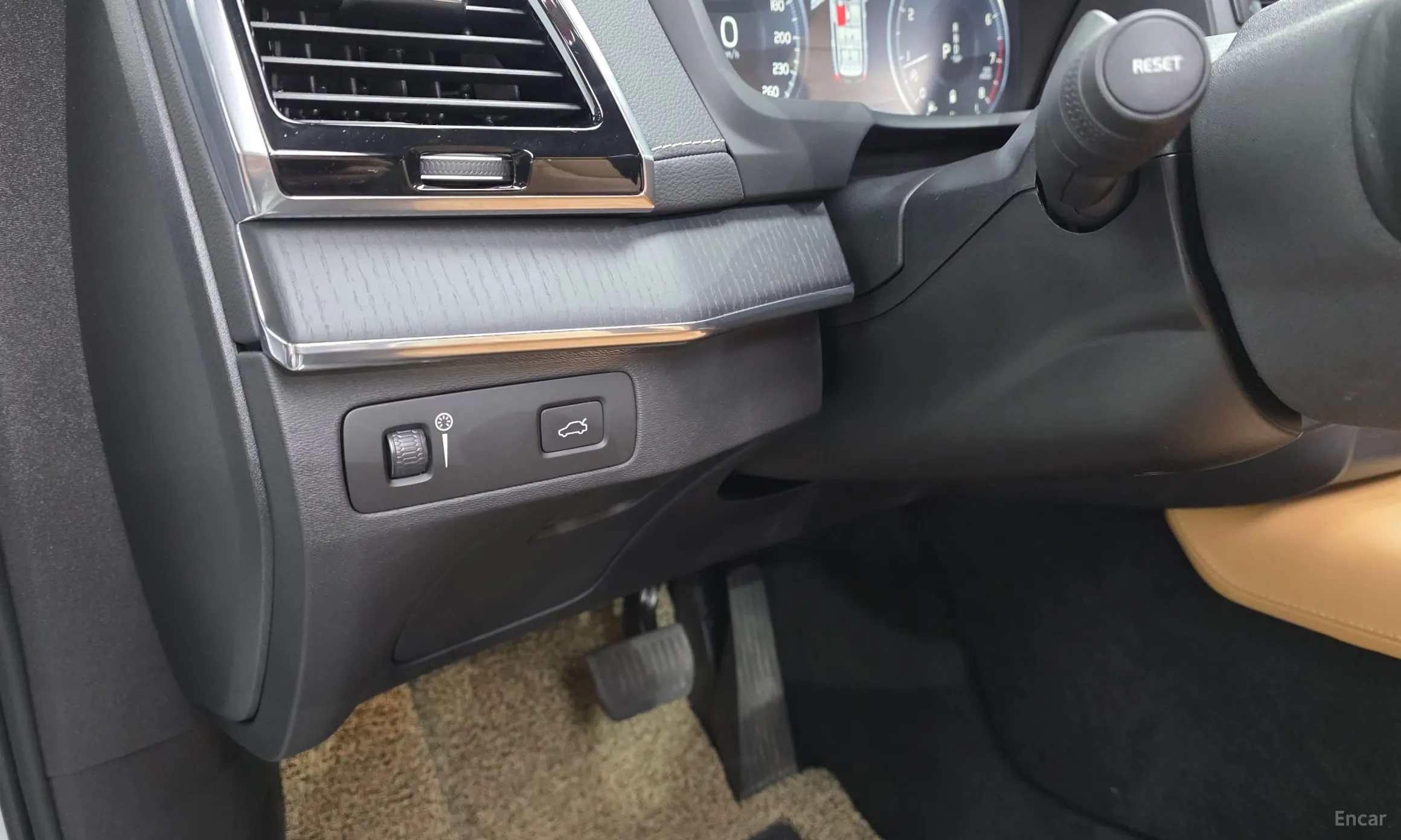 Volvo XC90 Gen 2 превью 20