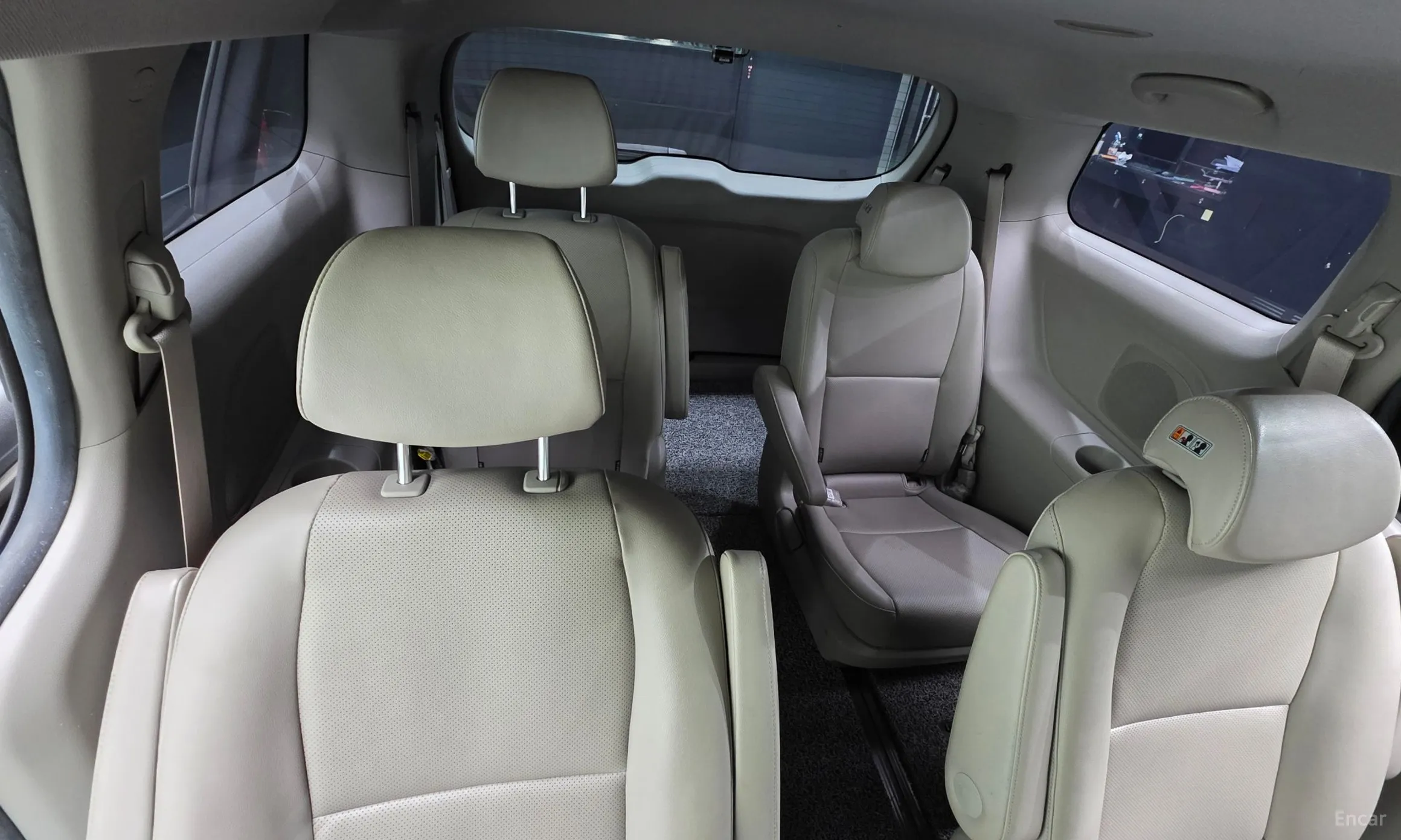 Kia Carnival превью 11