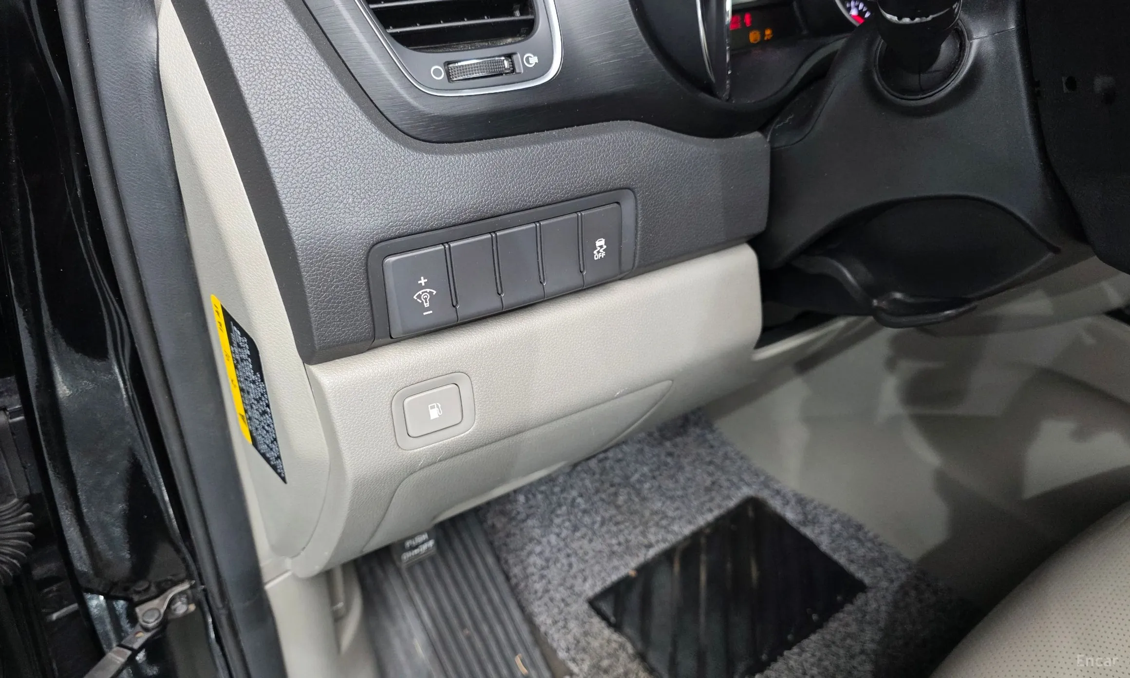 Kia Carnival превью 17