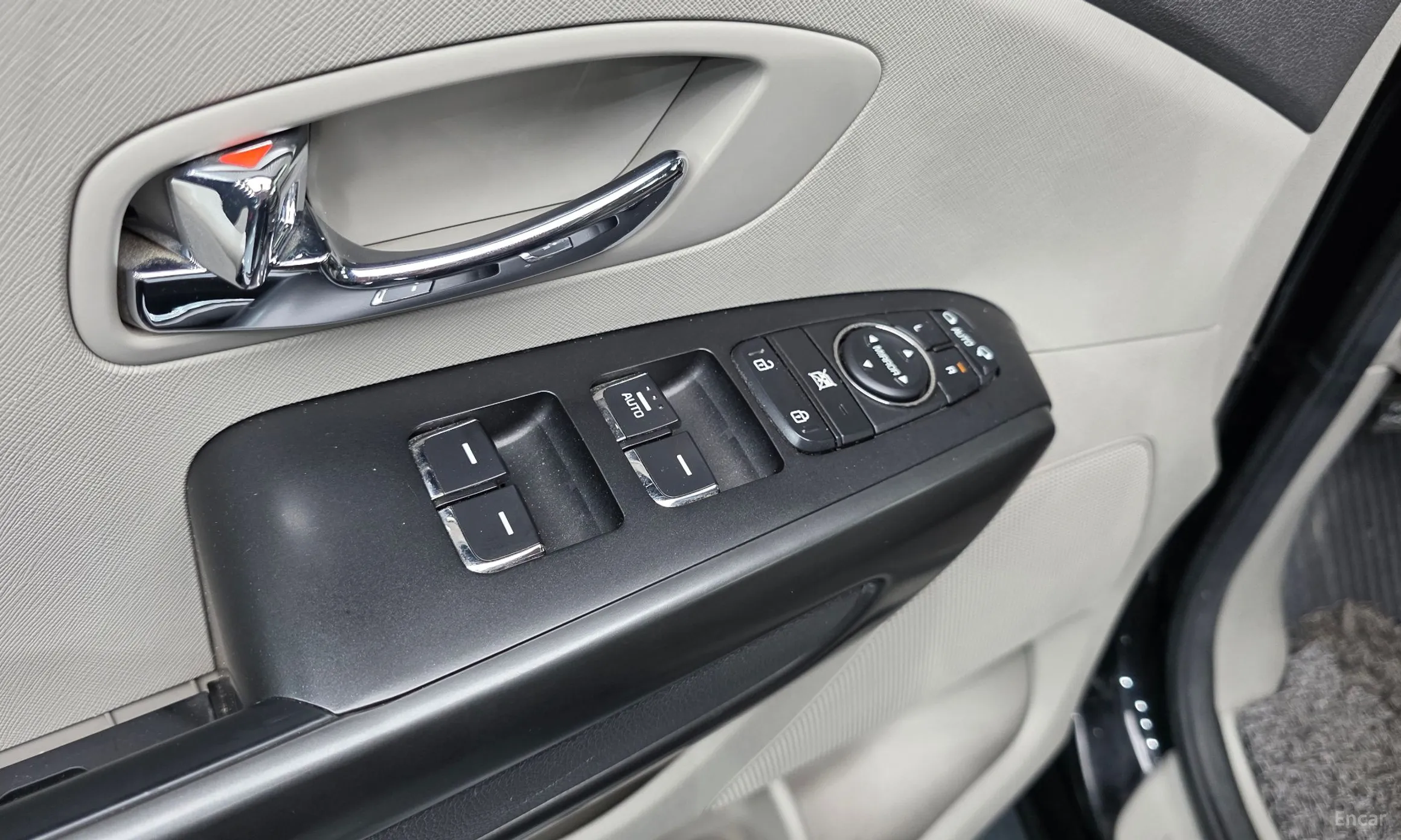 Kia Carnival превью 20