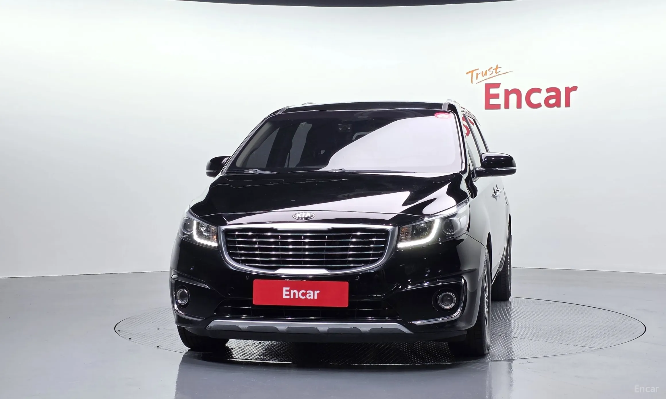 Kia Carnival превью 3