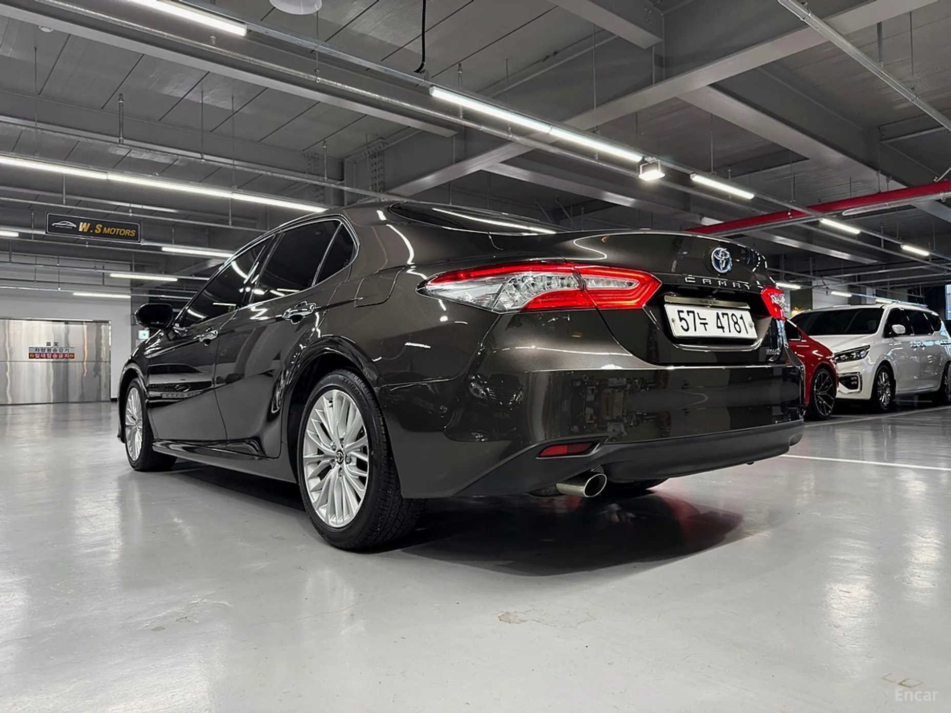 Toyota Camry (XV70) превью 6