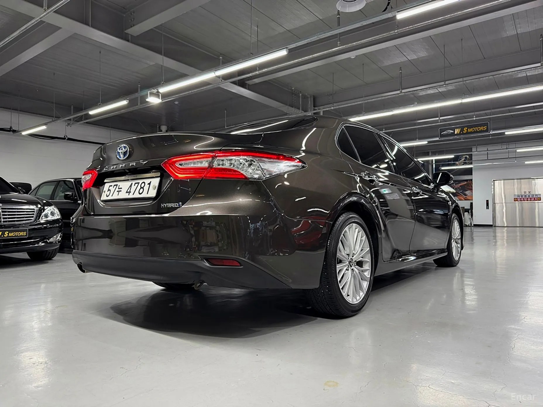 Toyota Camry (XV70) превью 7
