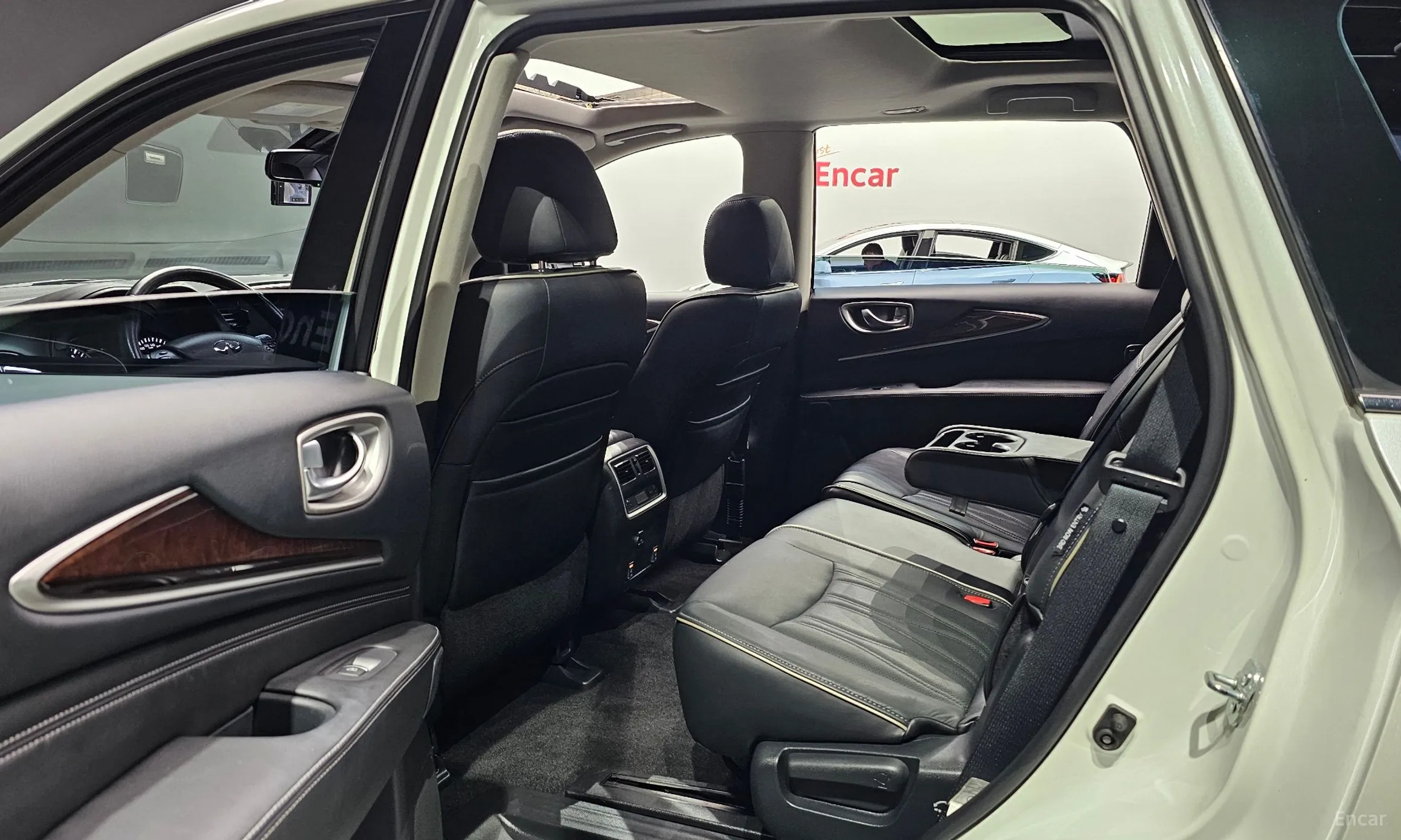 Infiniti QX60 превью 11
