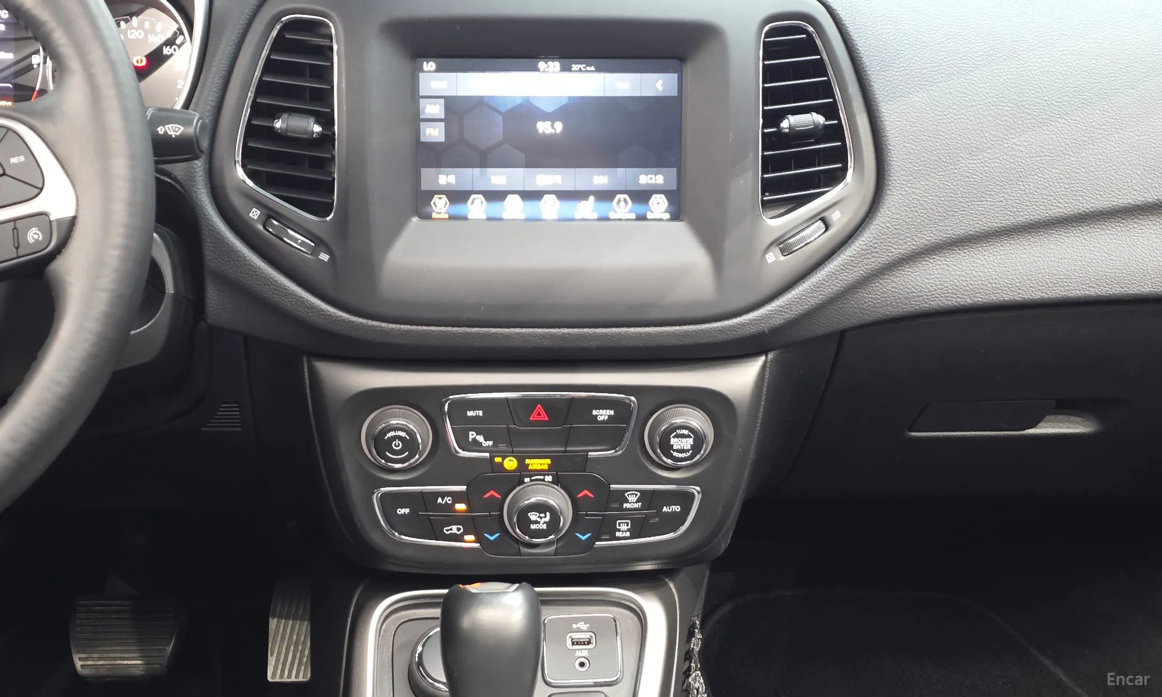 Jeep Compass 2nd Generation превью 13