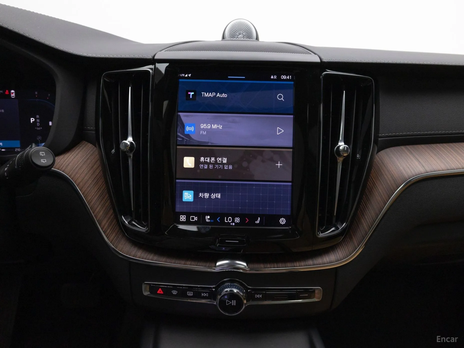 Volvo XC60 Gen 2 превью 13