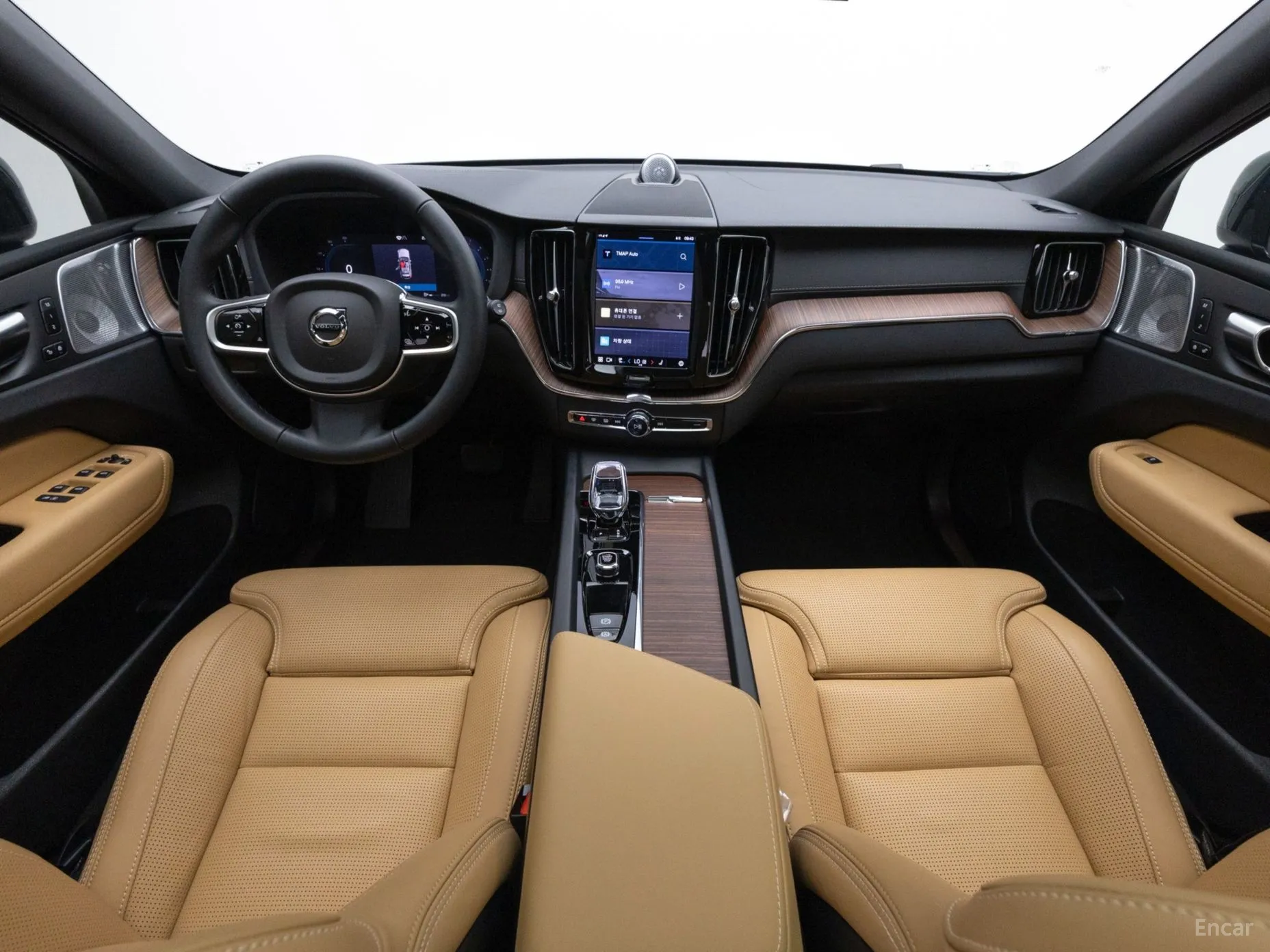 Volvo XC60 Gen 2 превью 7