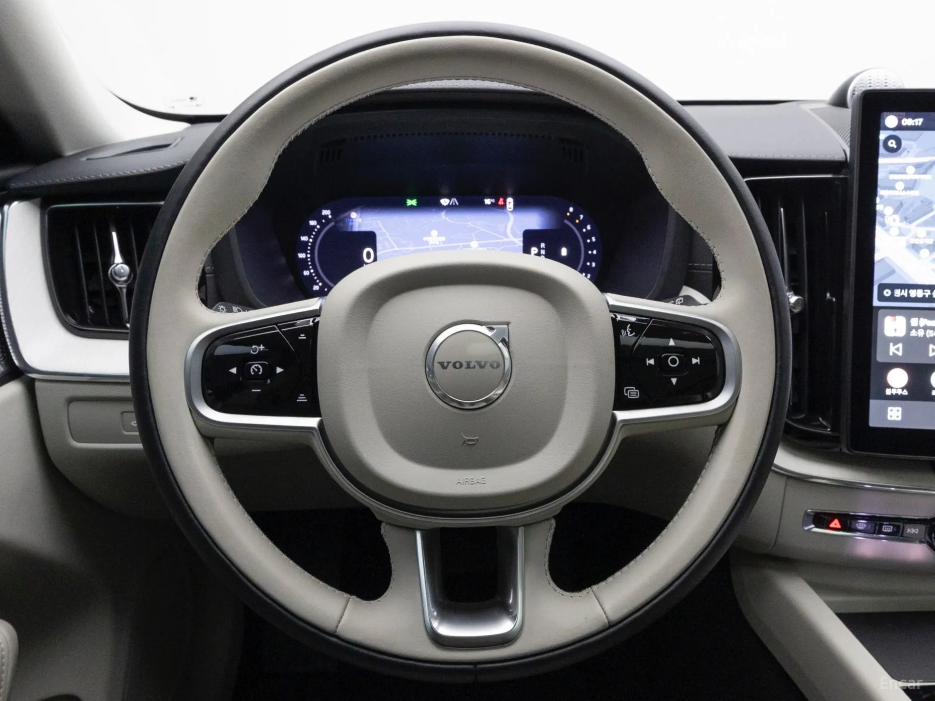 Volvo XC60 Gen 2 превью 14