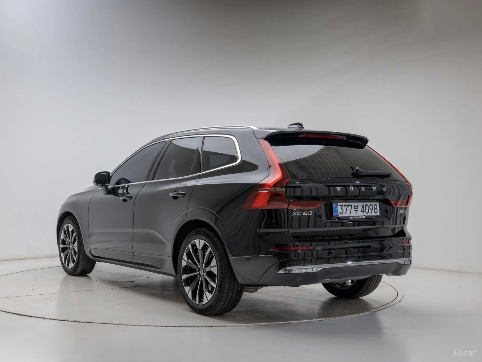 Volvo XC60 Gen 2 превью 4