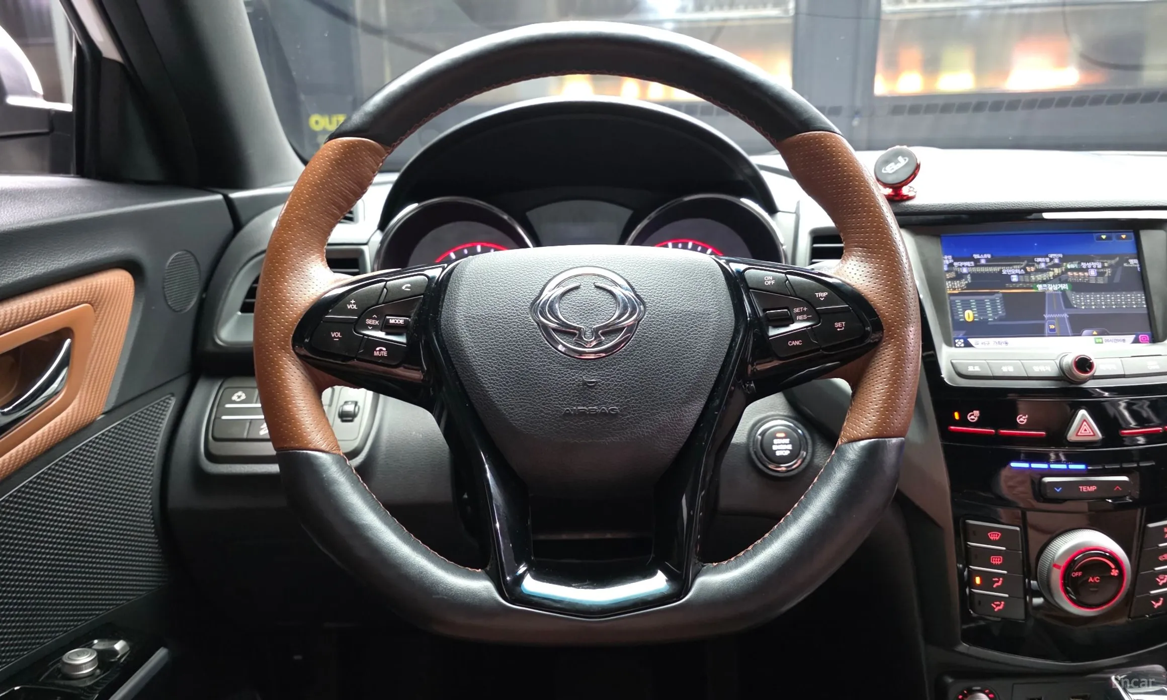 KG Mobility (SsangYong) Tivoli Armor превью 13