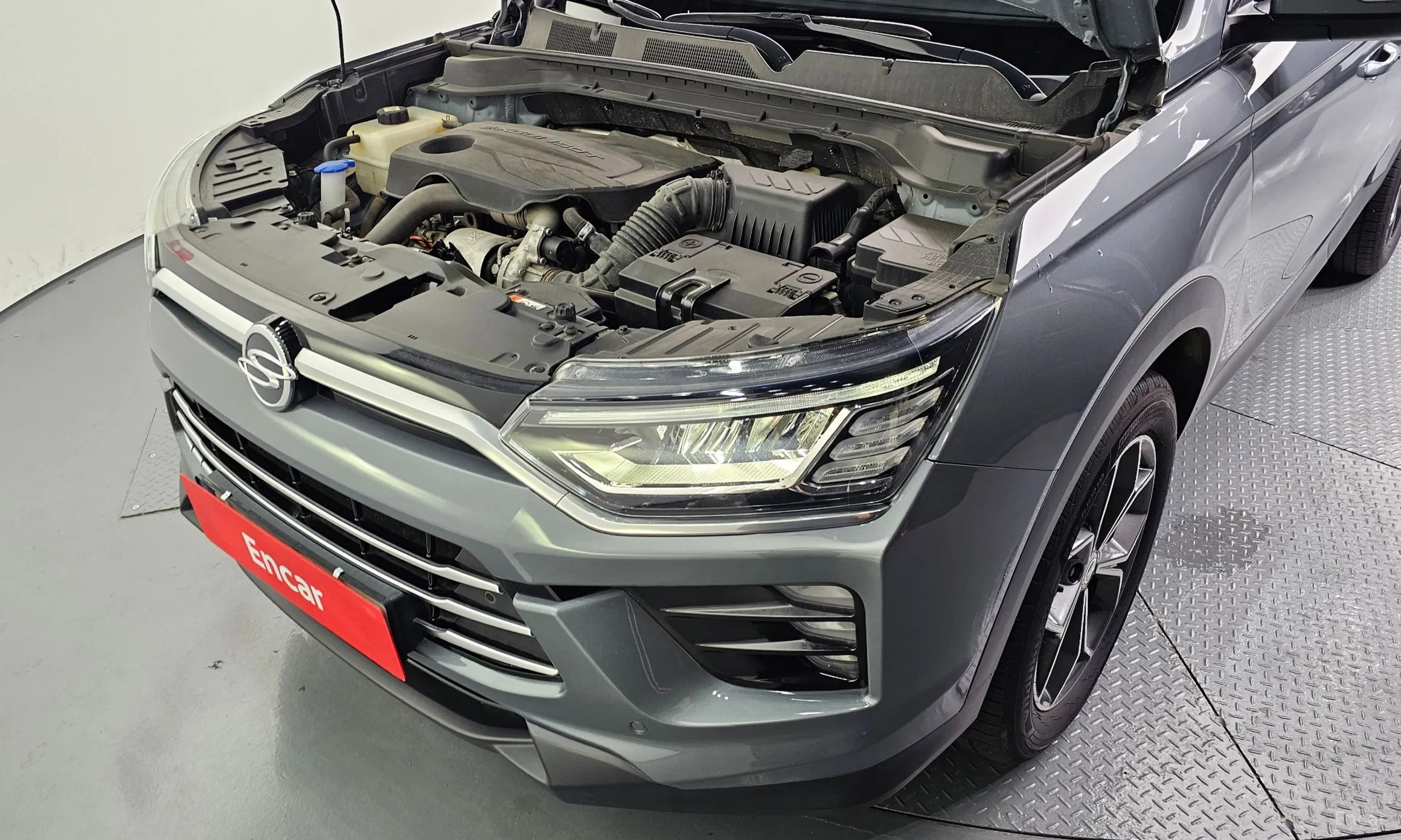 KG Mobility (SsangYong) Beautiful Korando превью 6