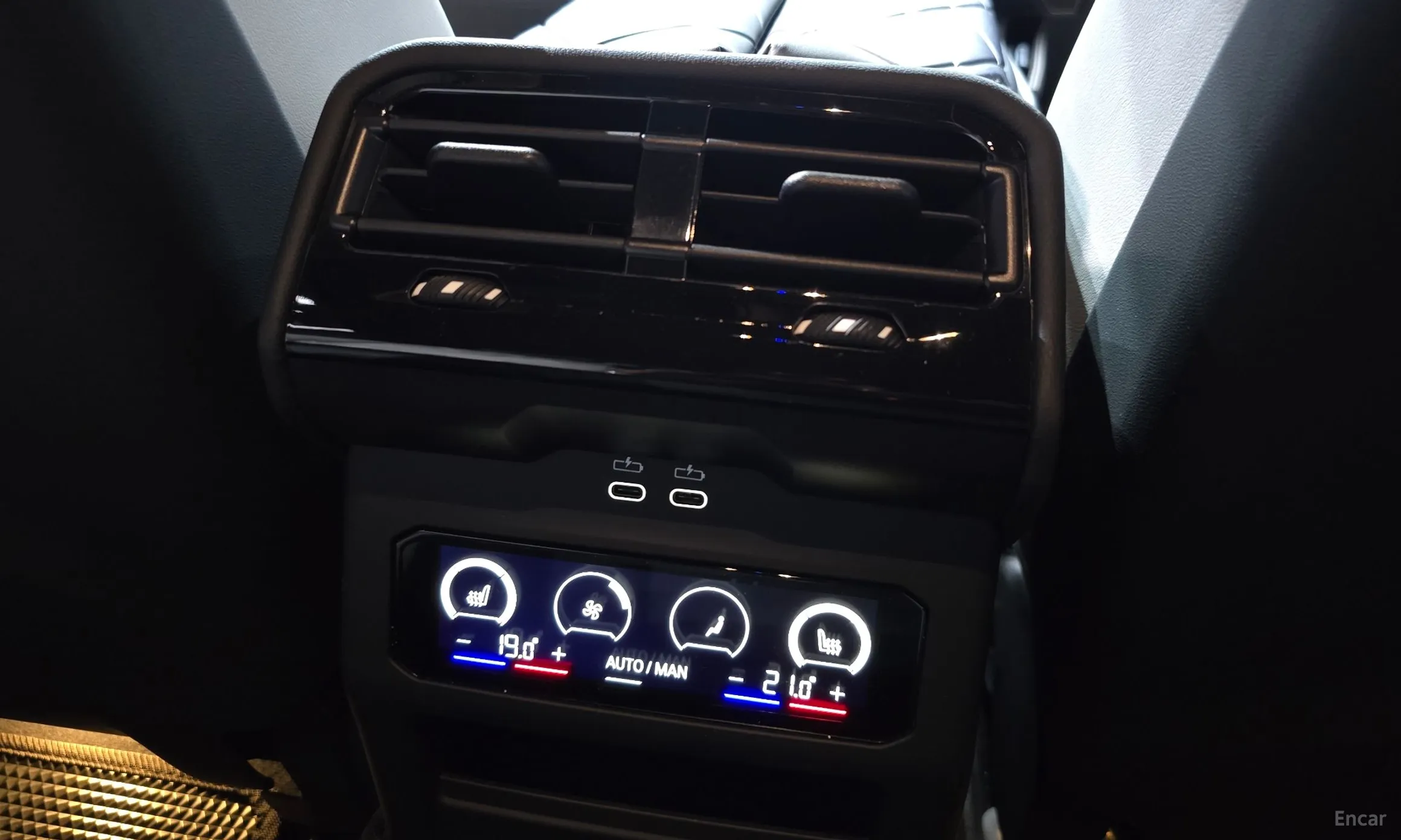 BMW M5 (G90) превью 18