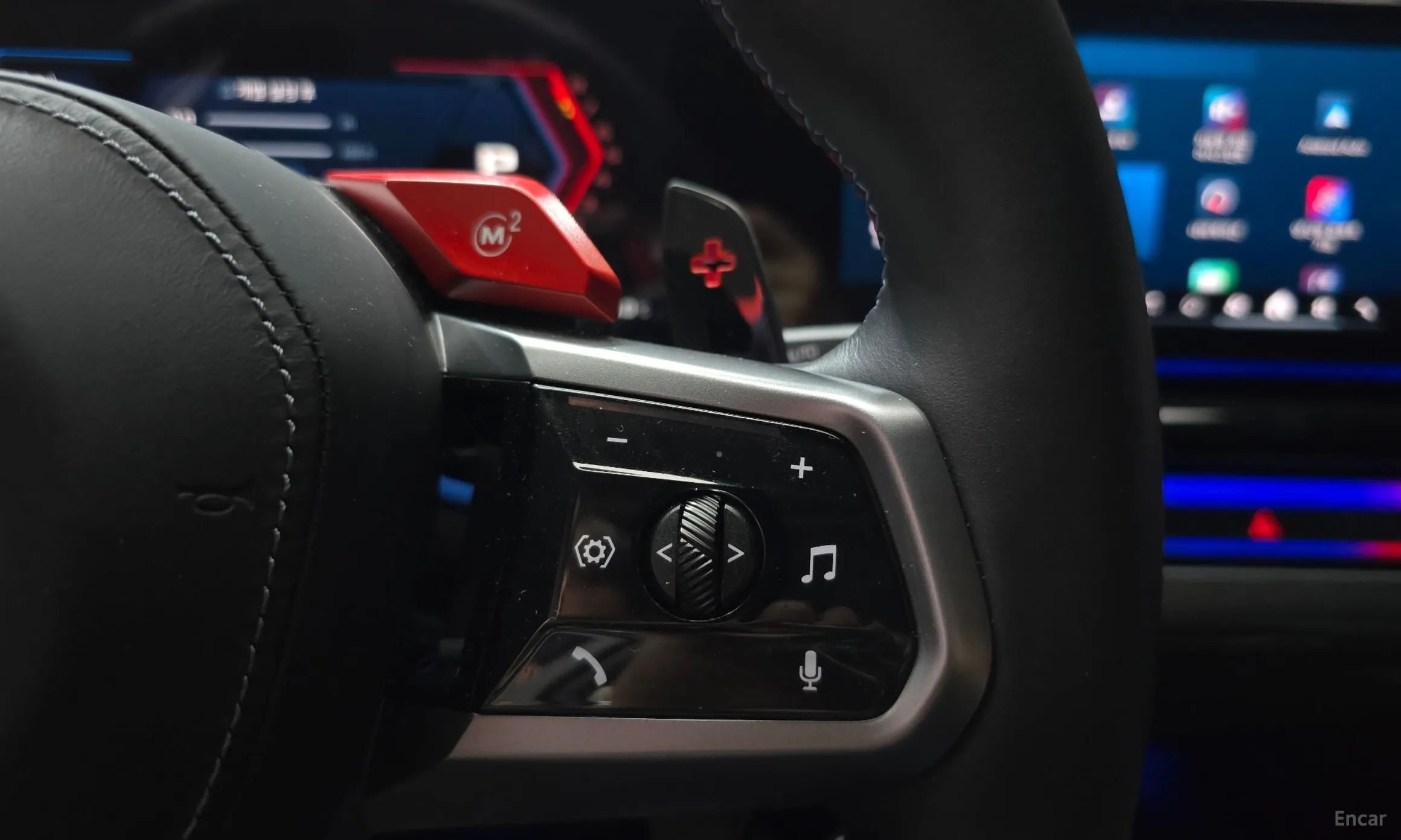 BMW M5 (G90) превью 20