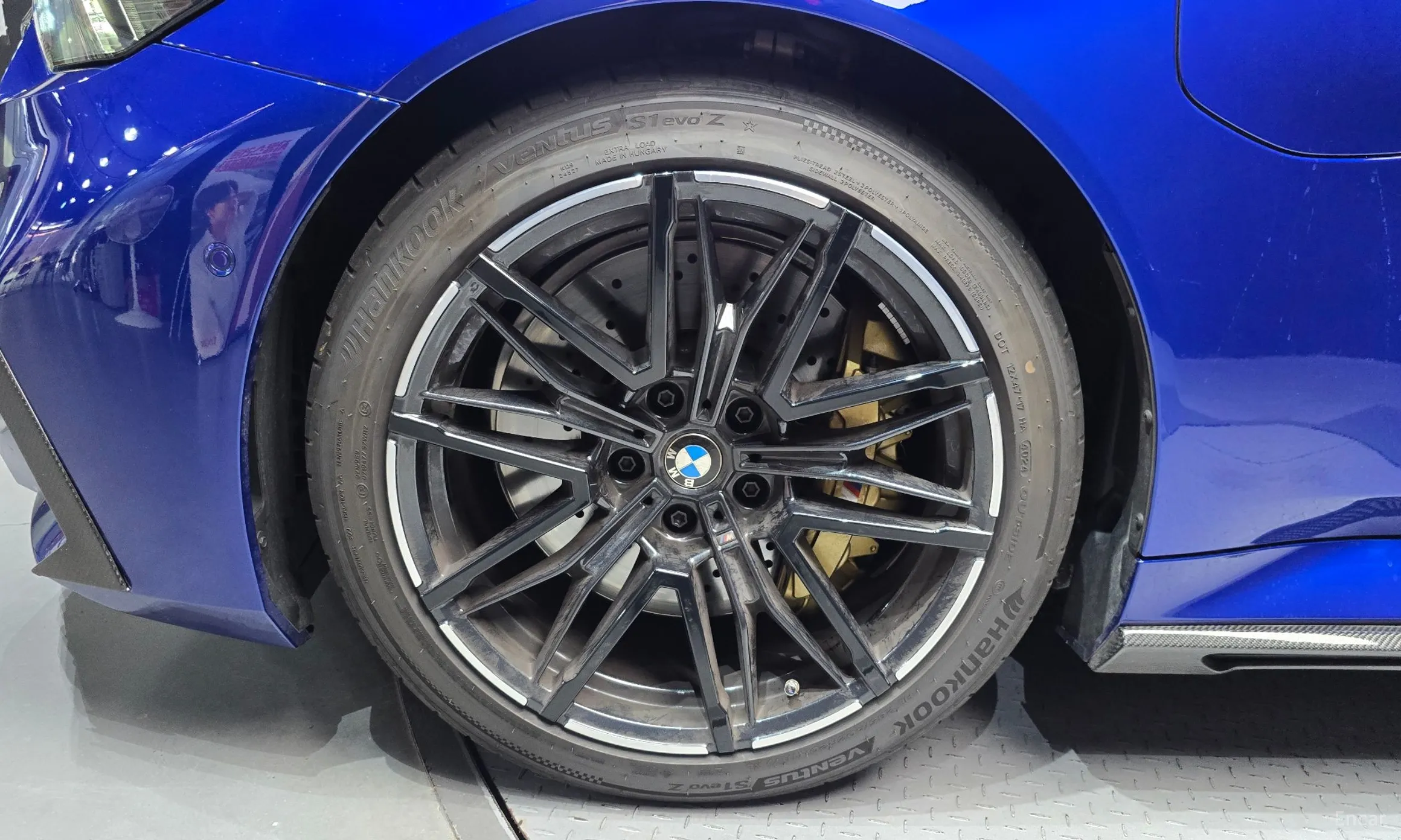 BMW M5 (G90) превью 5