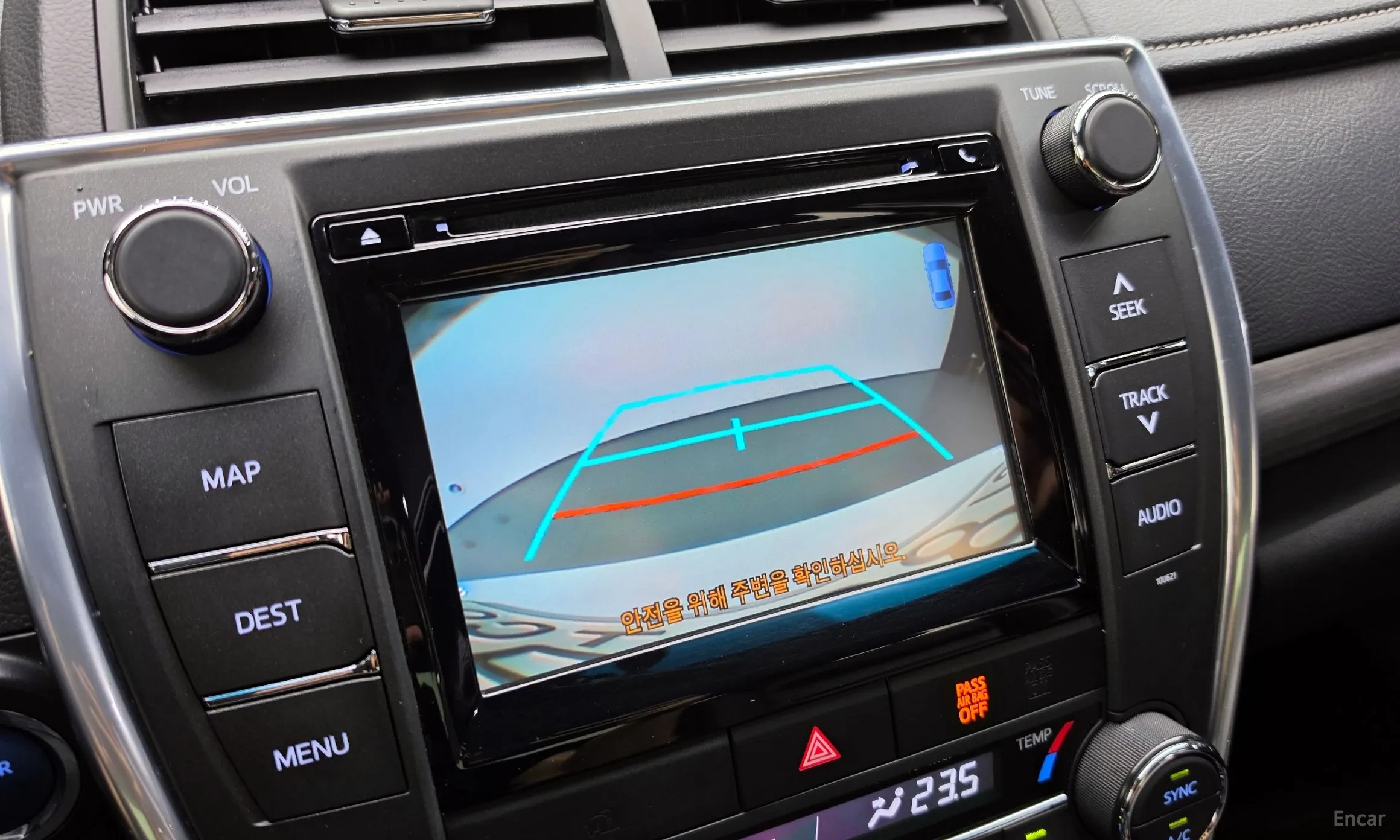 Toyota New Camry превью 15